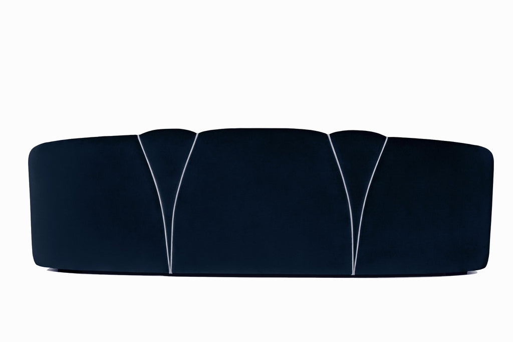 https://a.1stdibscdn.com/josephine-280-sofa-by-munna-for-sale-picture-5/f_12192/f_436141721739457072925/MUNNA_Josephine_Sofa_8__master.jpg
