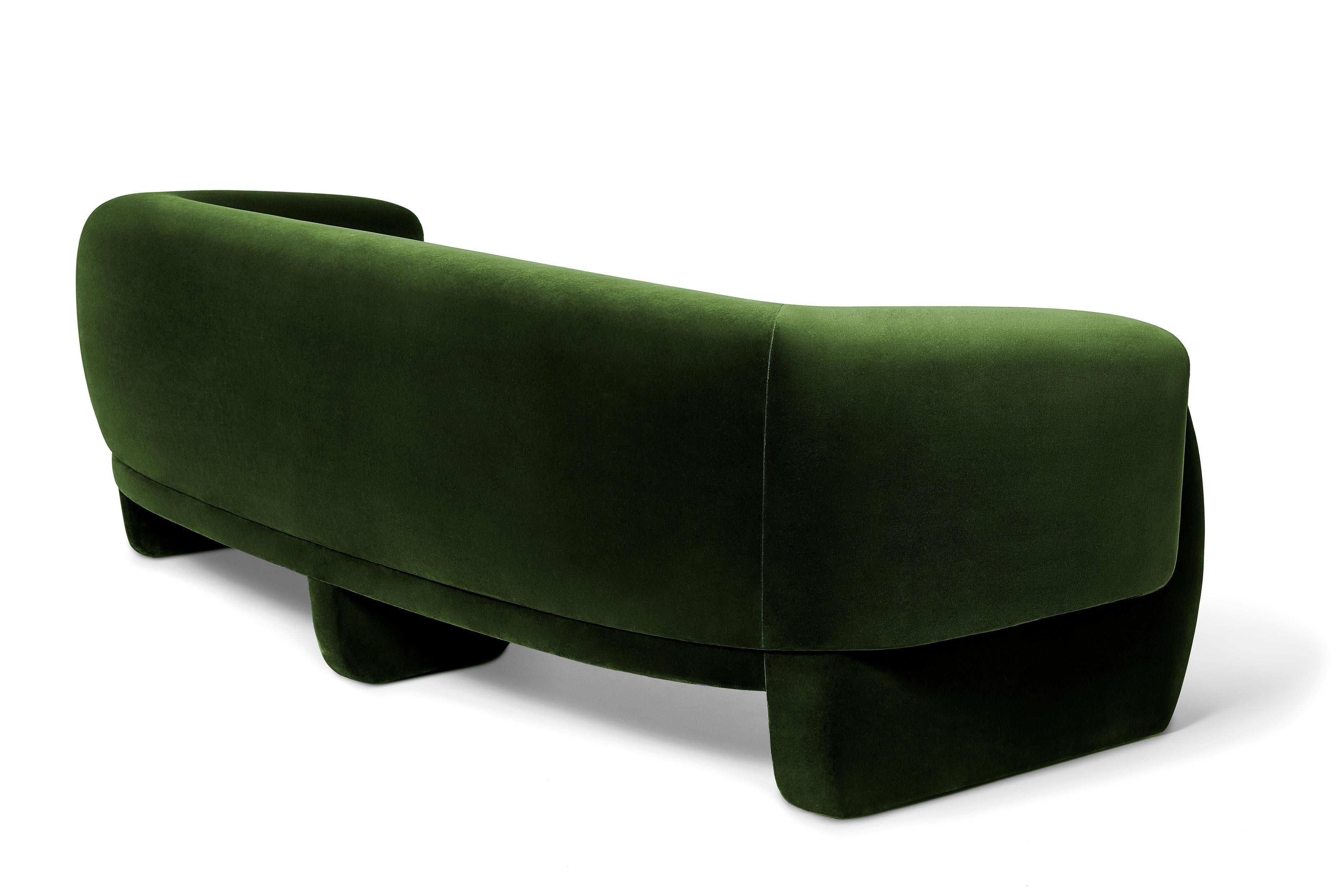 https://a.1stdibscdn.com/luke-240-sofa-by-munna-for-sale-picture-2/f_12192/f_436190921739470206098/MUNNA_Luke_Sofa_7__master.jpg