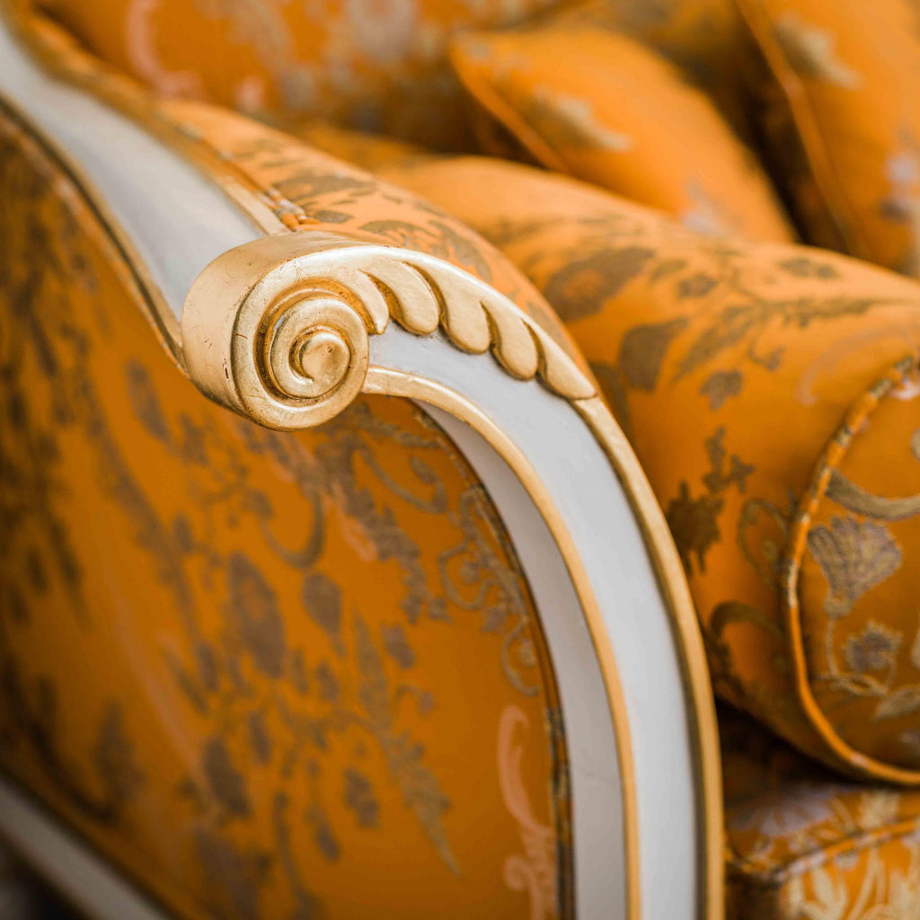 https://a.1stdibscdn.com/french-louis-xvi-period-style-sofa-with-scroll-arms-made-by-la-maison-london-for-sale-picture-8/f_23353/1623844273565/MY_LML_0355_300_master.jpg