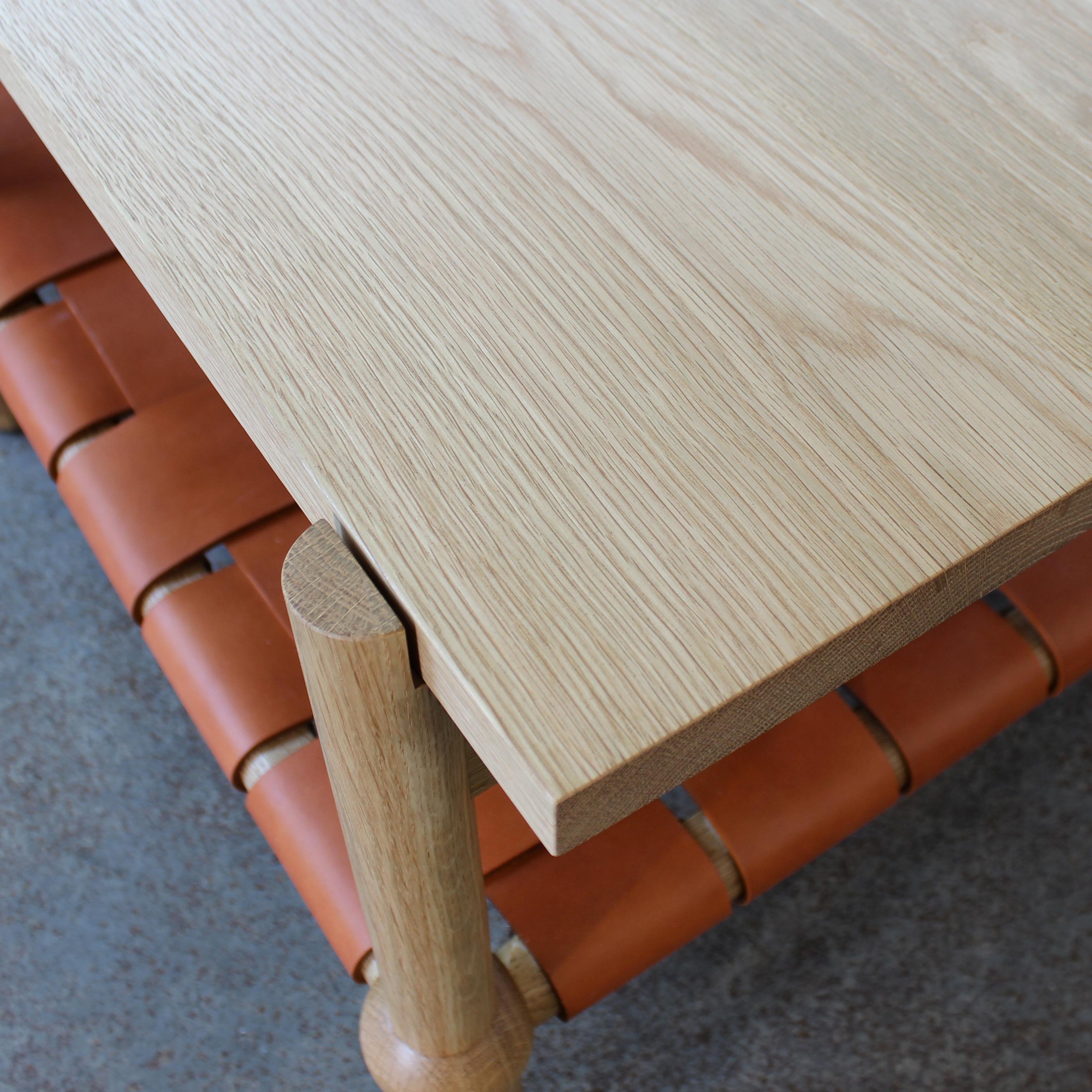 https://a.1stdibscdn.com/mae-modern-coffee-table-by-crump-and-kwash-for-sale-picture-5/f_25303/f_309833021666573957703/MaeCoffee24x48WO5_master.jpg
