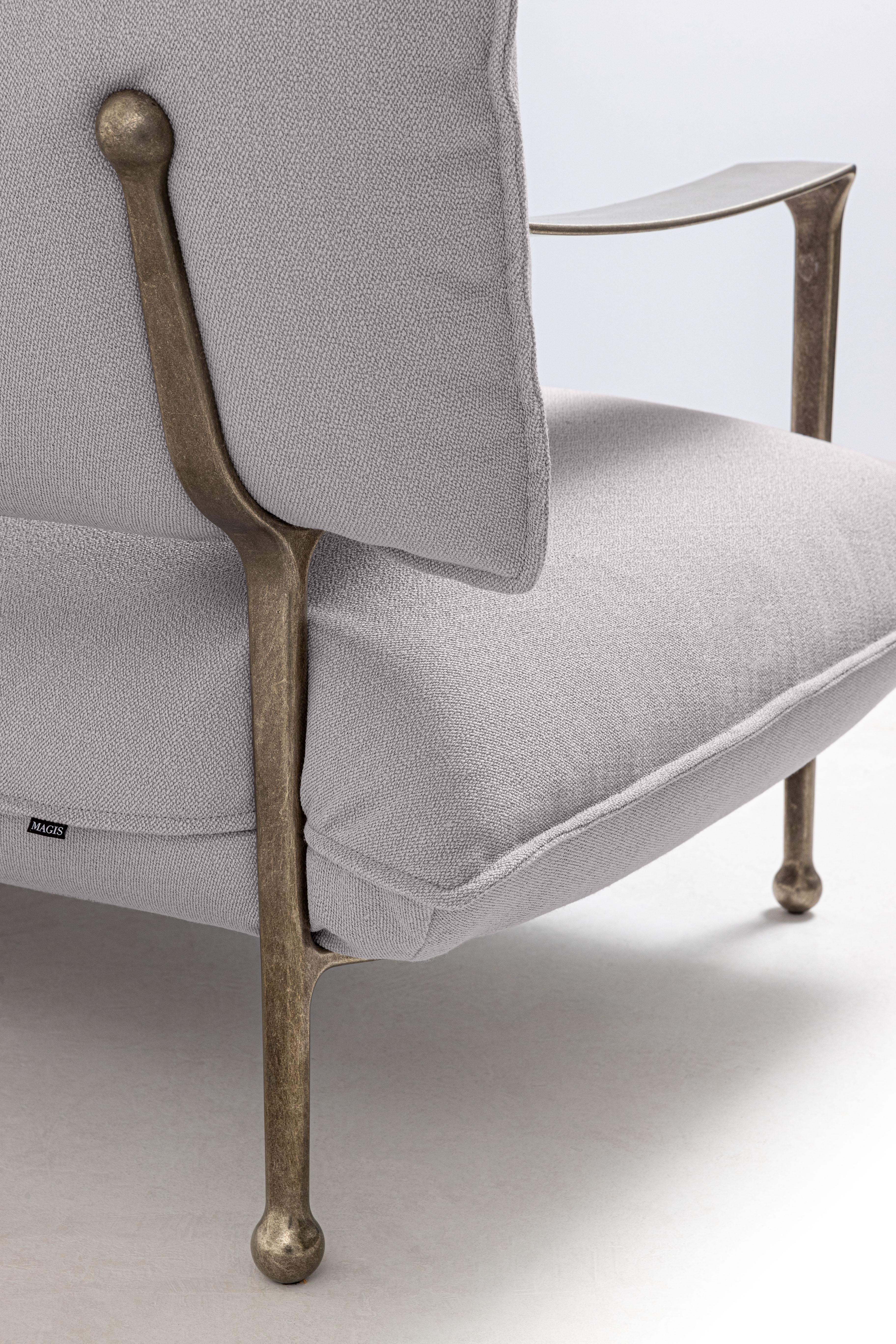 https://a.1stdibscdn.com/riace-4-seater-sofa-by-ronan-erwan-boroullec-for-magis-for-sale-picture-5/f_16392/f_365073321696716109310/Magis_riace_sofa_product_detail_kvadrat_vidar_123_01_hr_master.jpg