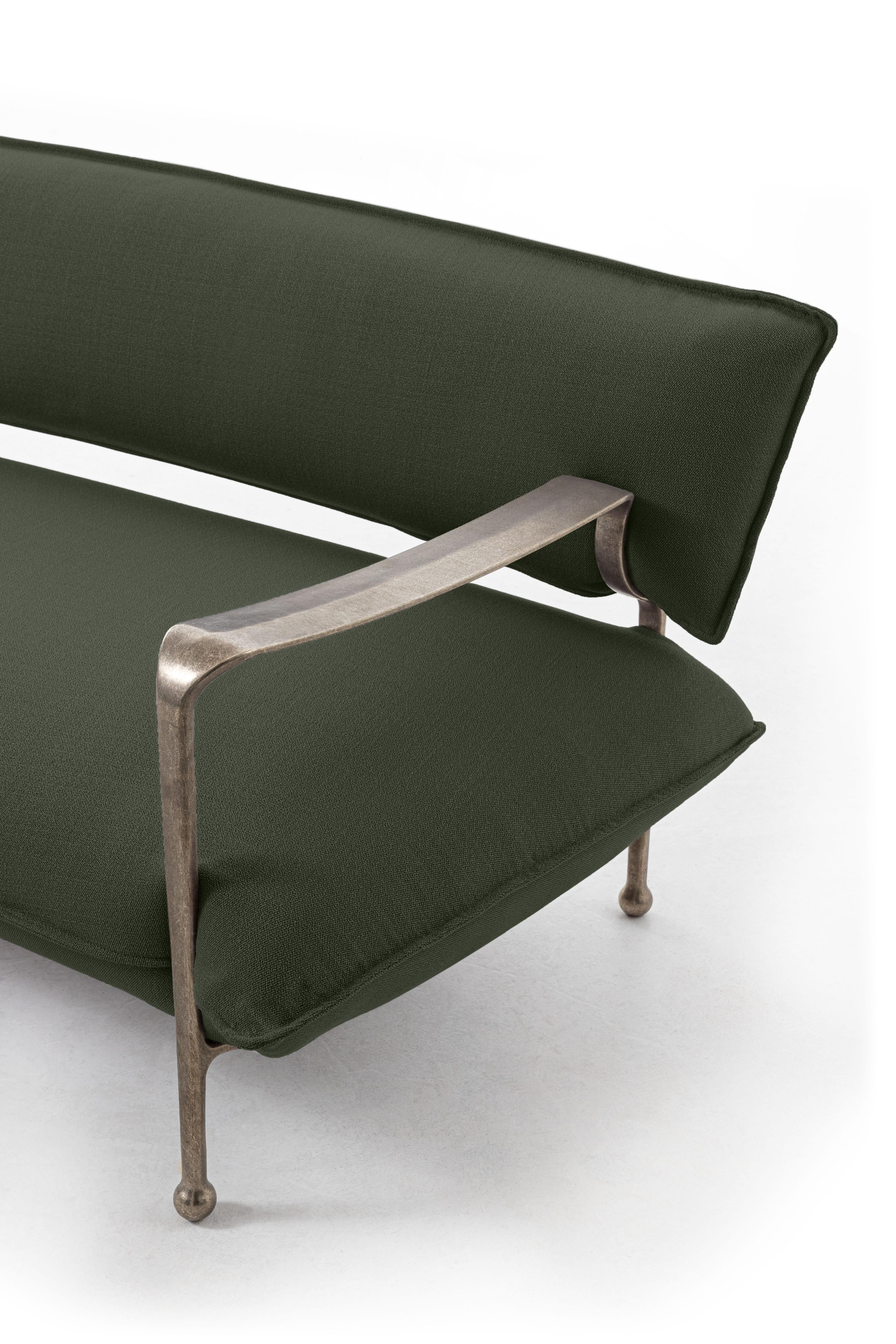 https://a.1stdibscdn.com/riace-4-seater-sofa-by-ronan-erwan-boroullec-for-magis-for-sale-picture-6/f_16392/f_365073321696716106079/Magis_riace_sofa_product_detail_kvadrat_vidar_972_01_hr_master.jpg
