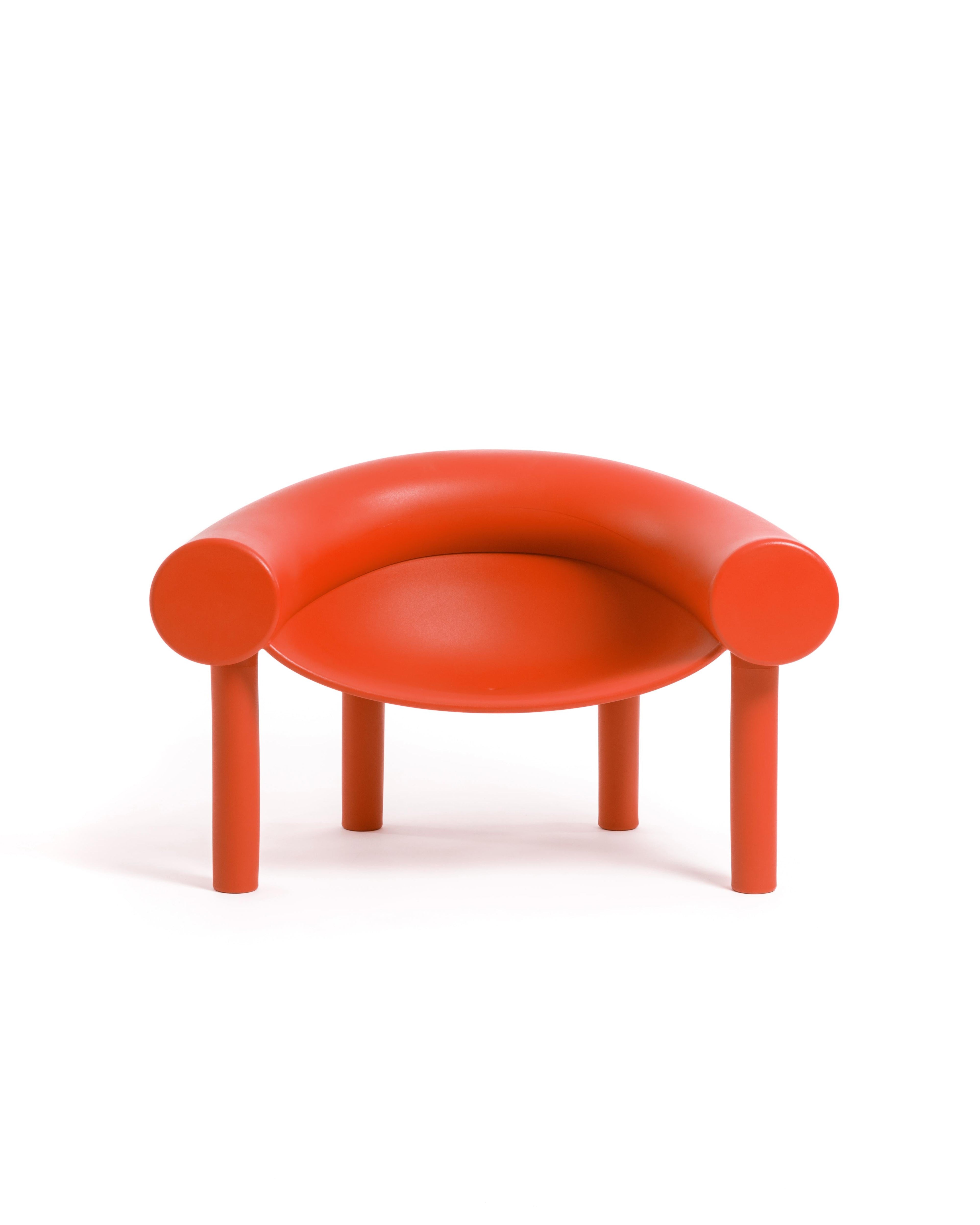 https://a.1stdibscdn.com/sam-son-armchair-in-red-by-konstantin-grcic-for-magis-for-sale/f_16392/f_361553521694691798939/Magis_samson_lowchair_product_front_SD1890_red_01_master.jpg