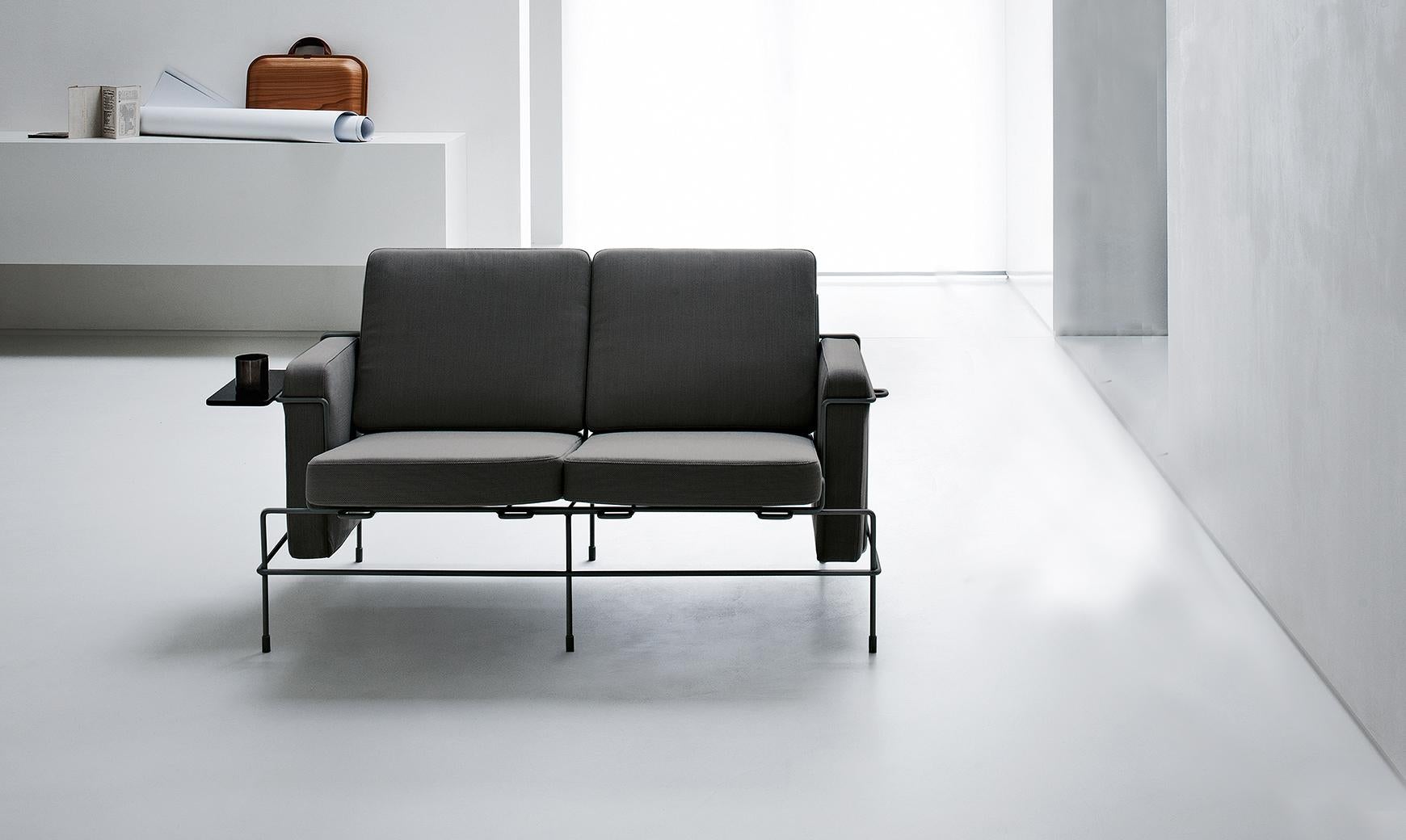 https://a.1stdibscdn.com/magis-traffic-2-seater-sofa-by-konstantin-grcic-for-sale-picture-2/f_105752/f_475475921763319412154/Magis_traffic_2seater_ambient_mono_SD1151_black_kvadrat_canvas_174_01_2_master.jpg