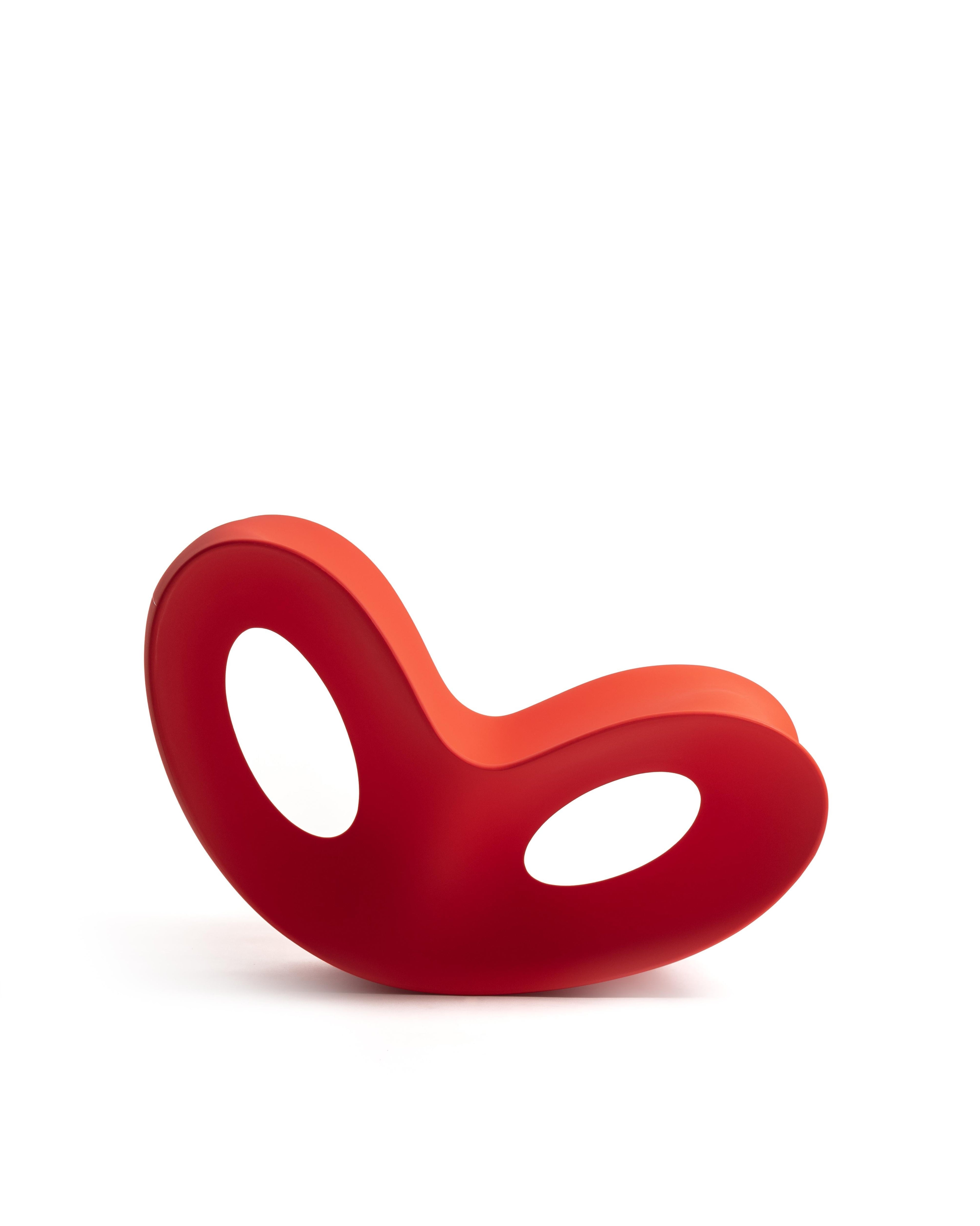 https://a.1stdibscdn.com/magis-voido-rocking-armchair-by-ron-arad-for-sale-picture-7/f_105752/f_474317521762547340799/Magis_voido_rocking_chair_product_side_SD12_red_01_hr_master.jpg