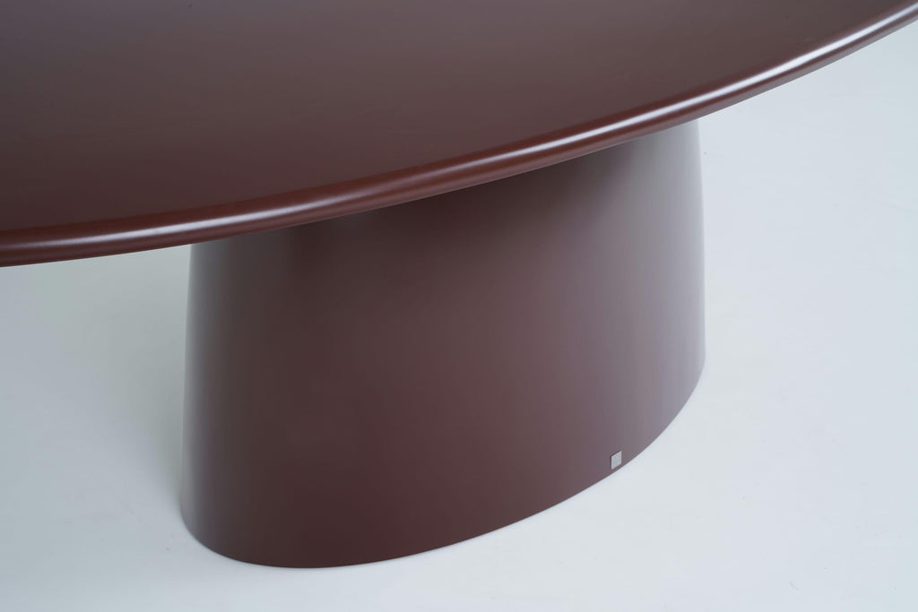 https://a.1stdibscdn.com/bespoke-outdoor-oval-dining-table-in-chocolate-brown-lacquer-for-sale-picture-2/f_27693/f_415329121726697587458/Magna_Custom_Mondo_Contract_2__master.jpg