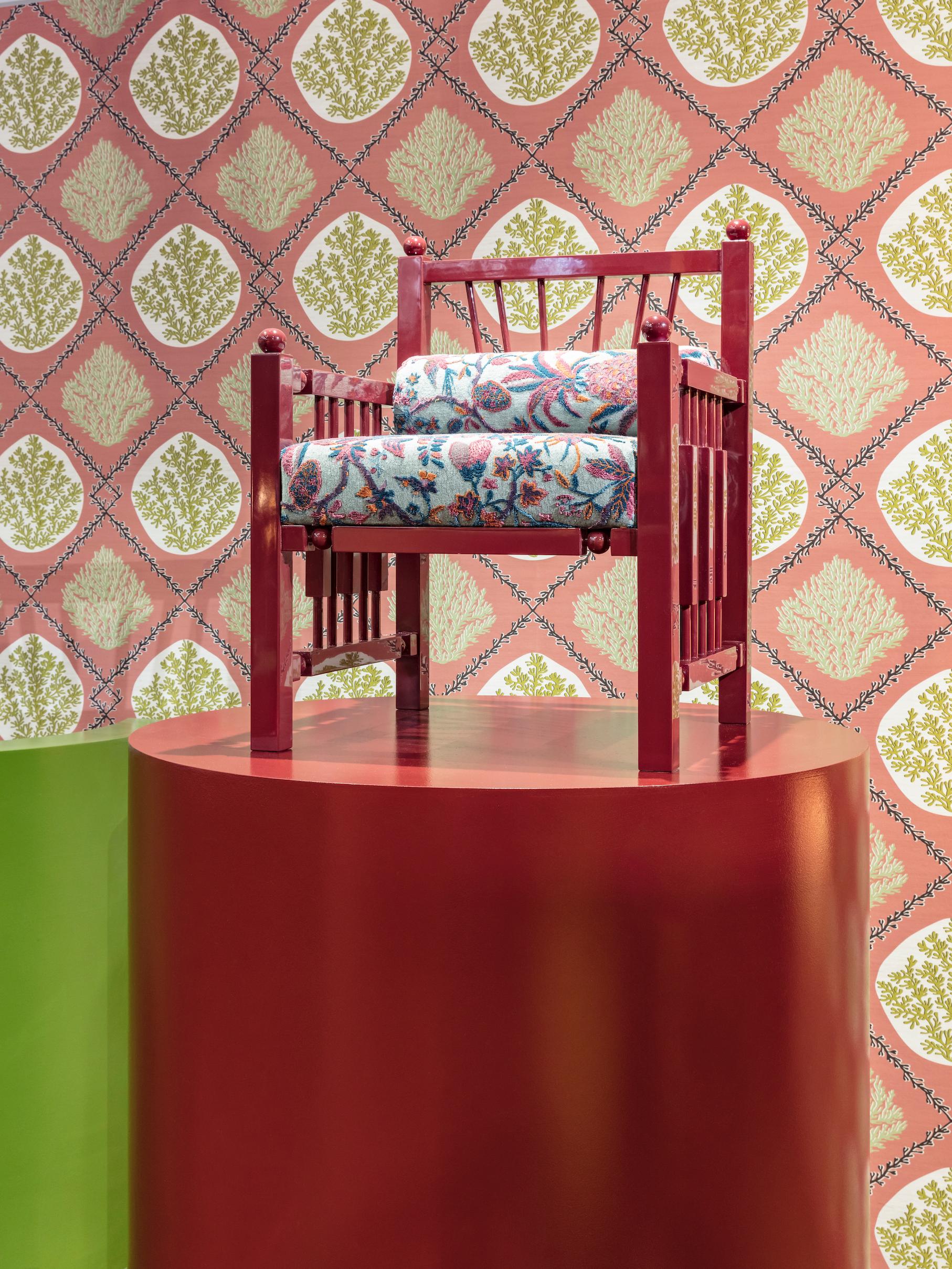 https://a.1stdibscdn.com/ultra-glossy-red-lacquered-wooden-armchair-designed-by-laura-gonzalez-for-sale-picture-2/f_53112/f_197526821594046128765/MaisonetObjet2019_05_master.jpg
