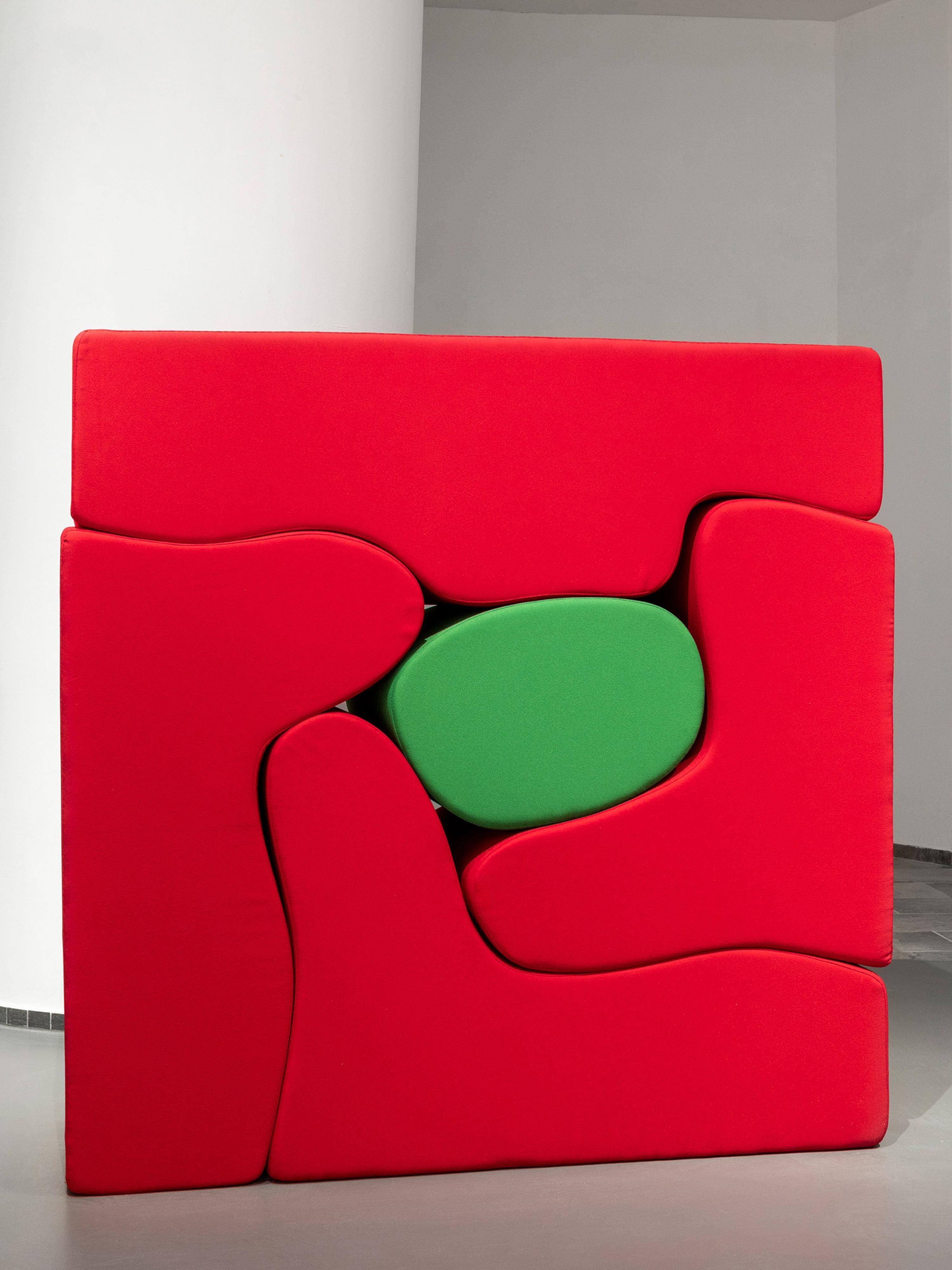 https://a.1stdibscdn.com/malitte-seating-system-by-roberto-matta-paradisoterrestre-edition-for-sale-picture-11/f_84302/f_445954021749725702620/Malitte_by_Roberto_Matta_Macte_Termoli_ph_Gianluca_Di_Ioia_master.jpg