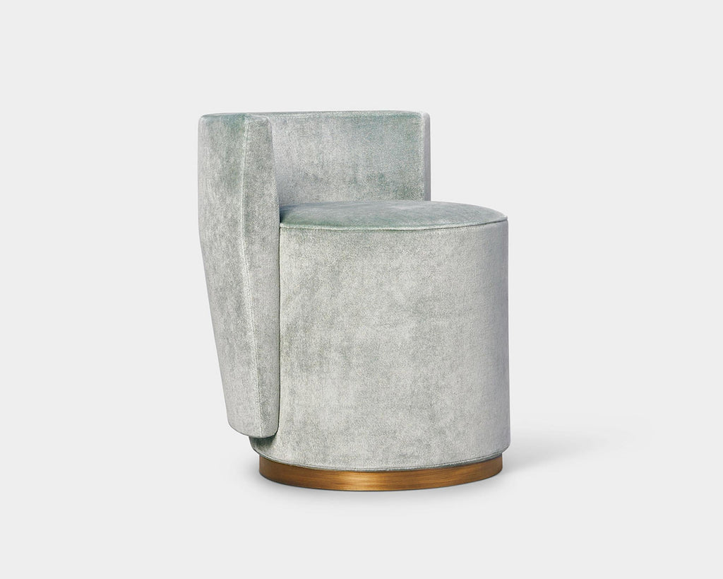 https://a.1stdibscdn.com/contemporary-armchair-bond-street-by-man-of-parts-sahco-coney-0003-for-sale-picture-12/f_31233/f_364374821696341061846/Man_Of_Parts_Bond_Street_Armchair_Armchair_Savannah_Bay_Gallery_4_master.jpg