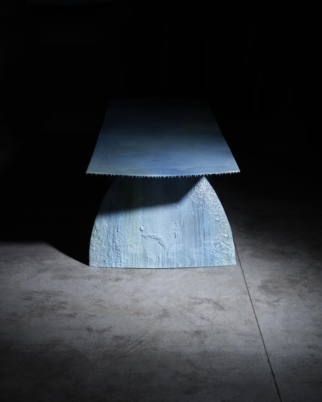 https://a.1stdibscdn.com/contemporary-one-of-a-kind-porcelain-dawn-dining-table-for-sale-picture-12/f_70152/f_457178121751541373412/MandA_STRATA_Shot6_101_master.jpg