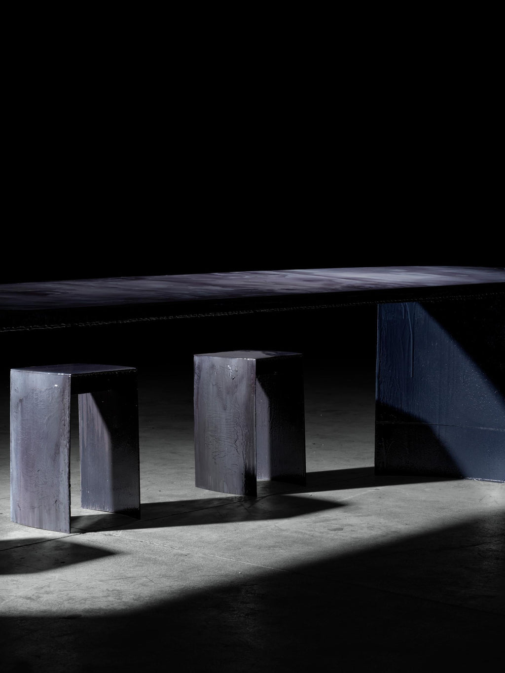 https://a.1stdibscdn.com/contemporary-one-of-a-kind-arsenic-fog-dining-table-for-sale-picture-10/f_70152/f_457179021751542097389/MandA_TerraAtlas_2025_1257_JPEG_master.jpg