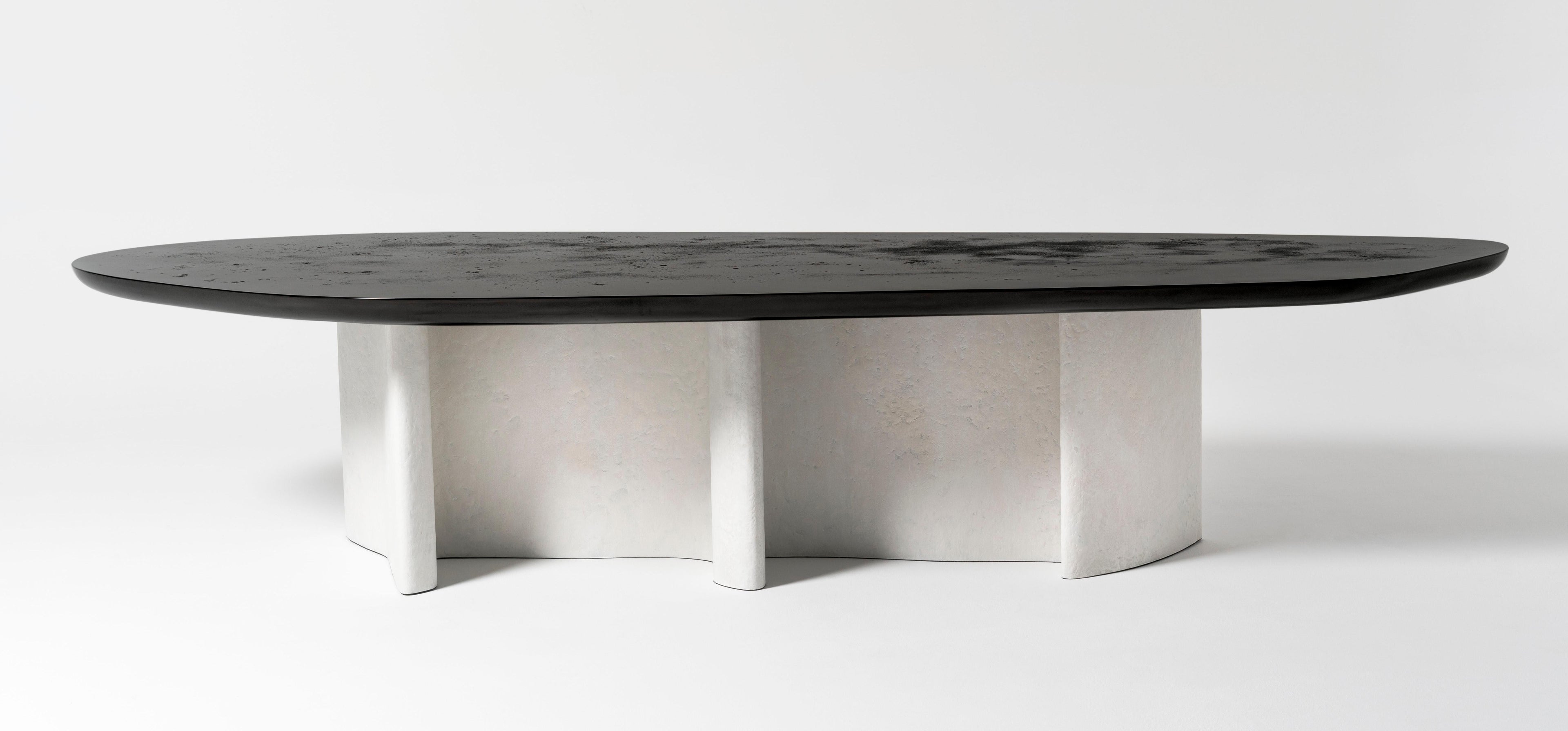 https://a.1stdibscdn.com/mantle-21st-century-contemporary-rounded-sculptural-large-dining-table-for-sale-picture-2/f_55762/f_224189021613663478799/Mantle_table_1_ed_master.jpg