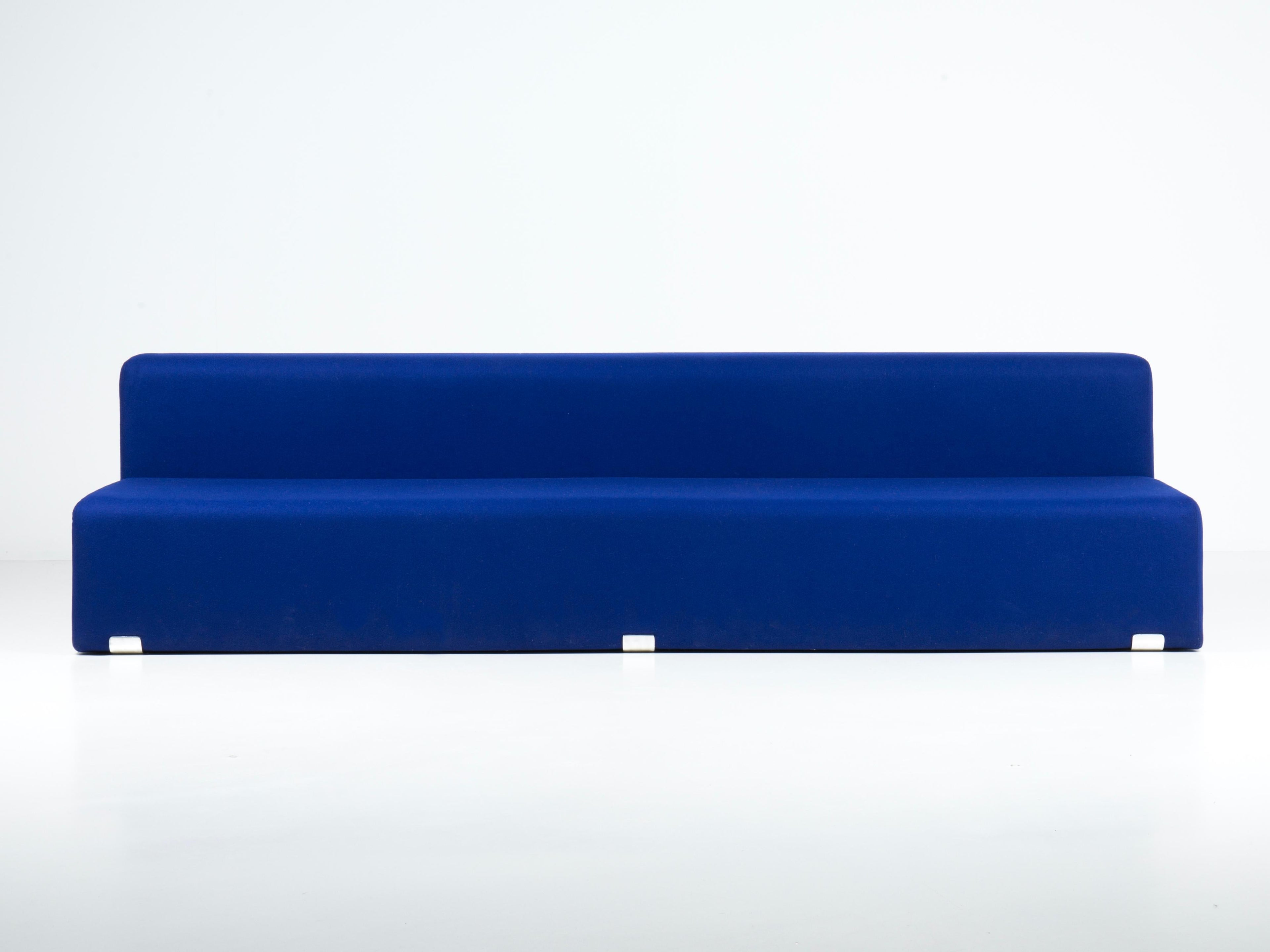 https://a.1stdibscdn.com/marcel-sofa-d-by-kazuhide-takahama-paradisoterrestre-edition-for-sale-picture-3/f_84302/f_350094021688032554013/Marcel_D_Kazuhide_Takahama_Paradisoterrestre_03_master.jpg