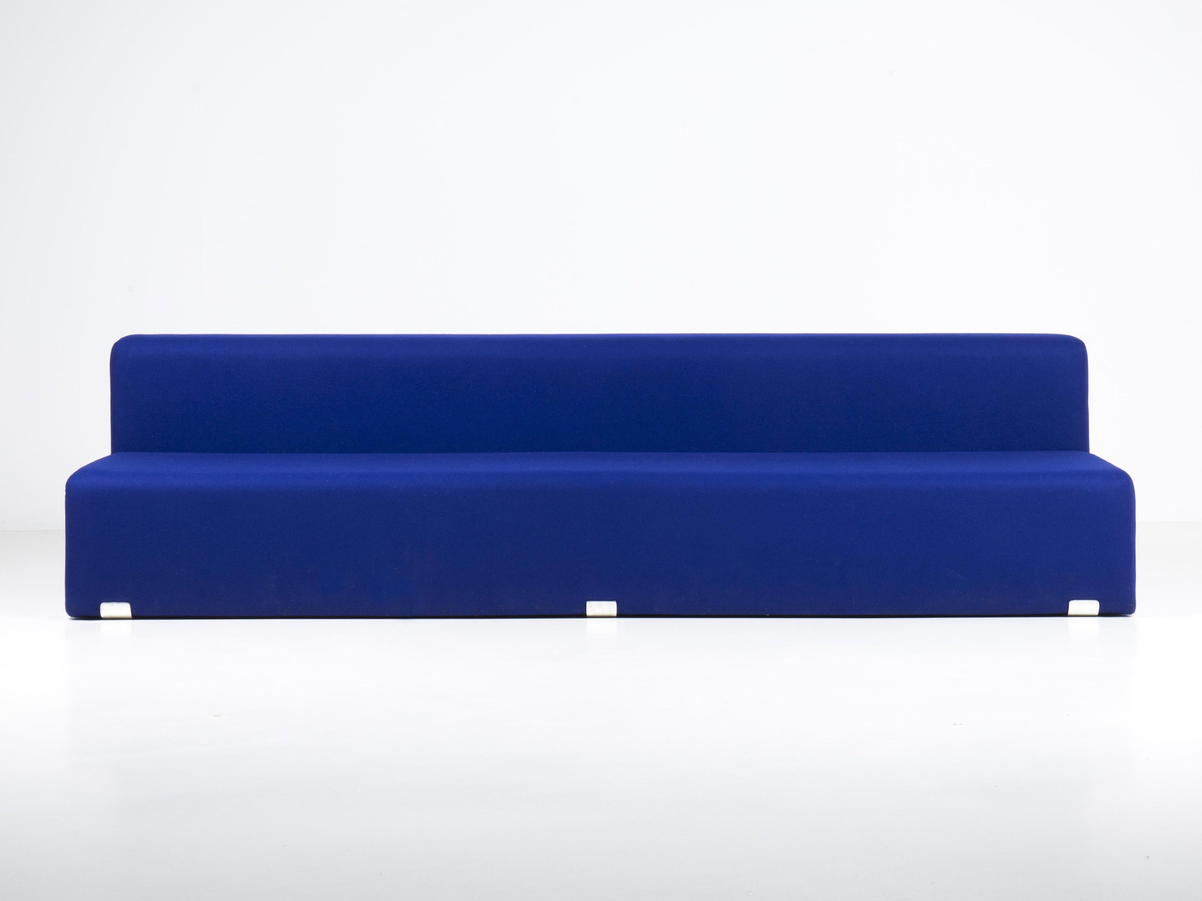 https://a.1stdibscdn.com/marcel-double-sofa-dd-by-kazuhide-takahama-paradisoterrestre-edition-for-sale-picture-2/f_84302/f_423217221731678615844/Marcel_D_Kazuhide_Takahama_Paradisoterrestre_03_master.jpg