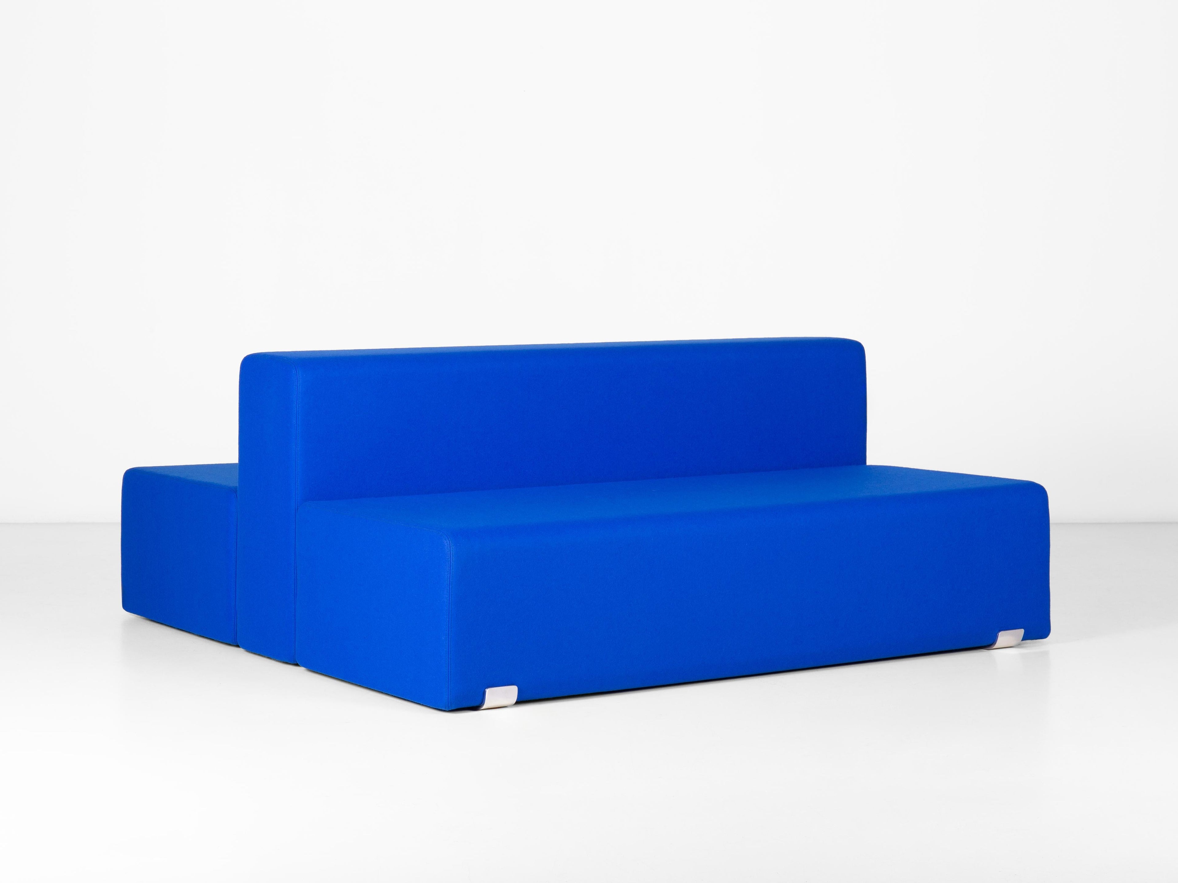 https://a.1stdibscdn.com/marcel-double-sofa-ll-by-kazuhide-takahama-paradisoterrestre-edition-for-sale-picture-2/f_84302/f_423222921764166530962/Marcel_LL_Kazuhide_Takahama_01_master.jpg