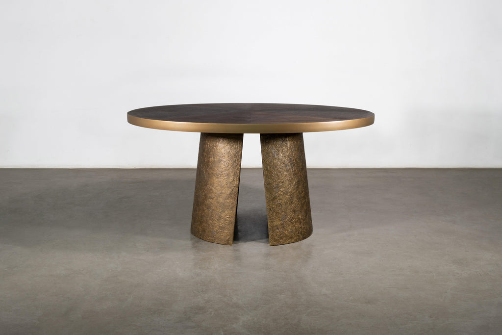 https://a.1stdibscdn.com/patinated-bronze-table-and-south-american-oak-top-by-costantini-marcus-for-sale-picture-3/f_25173/f_482874021768236637094/Marcus_Patinated_Bronze_Table_and_South_American_Oak_Top_by_Costantini_01_master.jpg