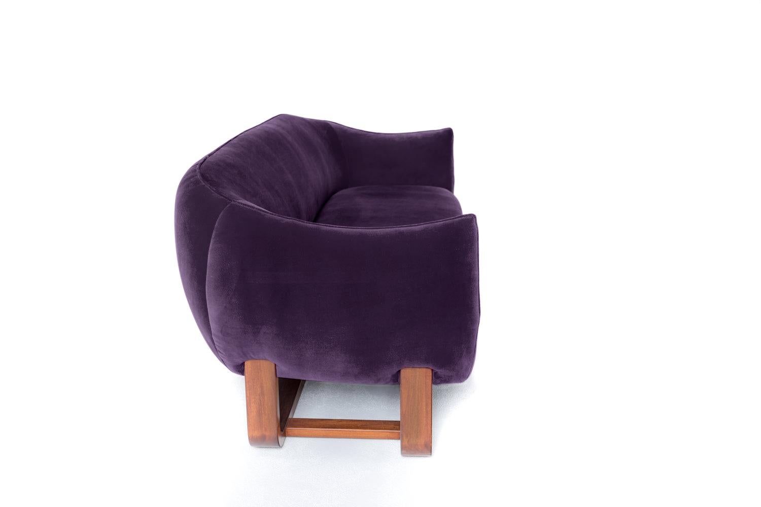 https://a.1stdibscdn.com/milo-sofa-violet-umber-velvet-for-sale-picture-3/f_29653/f_286098421652254652777/Marie_Burgos_Design_Milo_Sofa_side_MBcollection_Violet_Umber_Velvet_master.jpg
