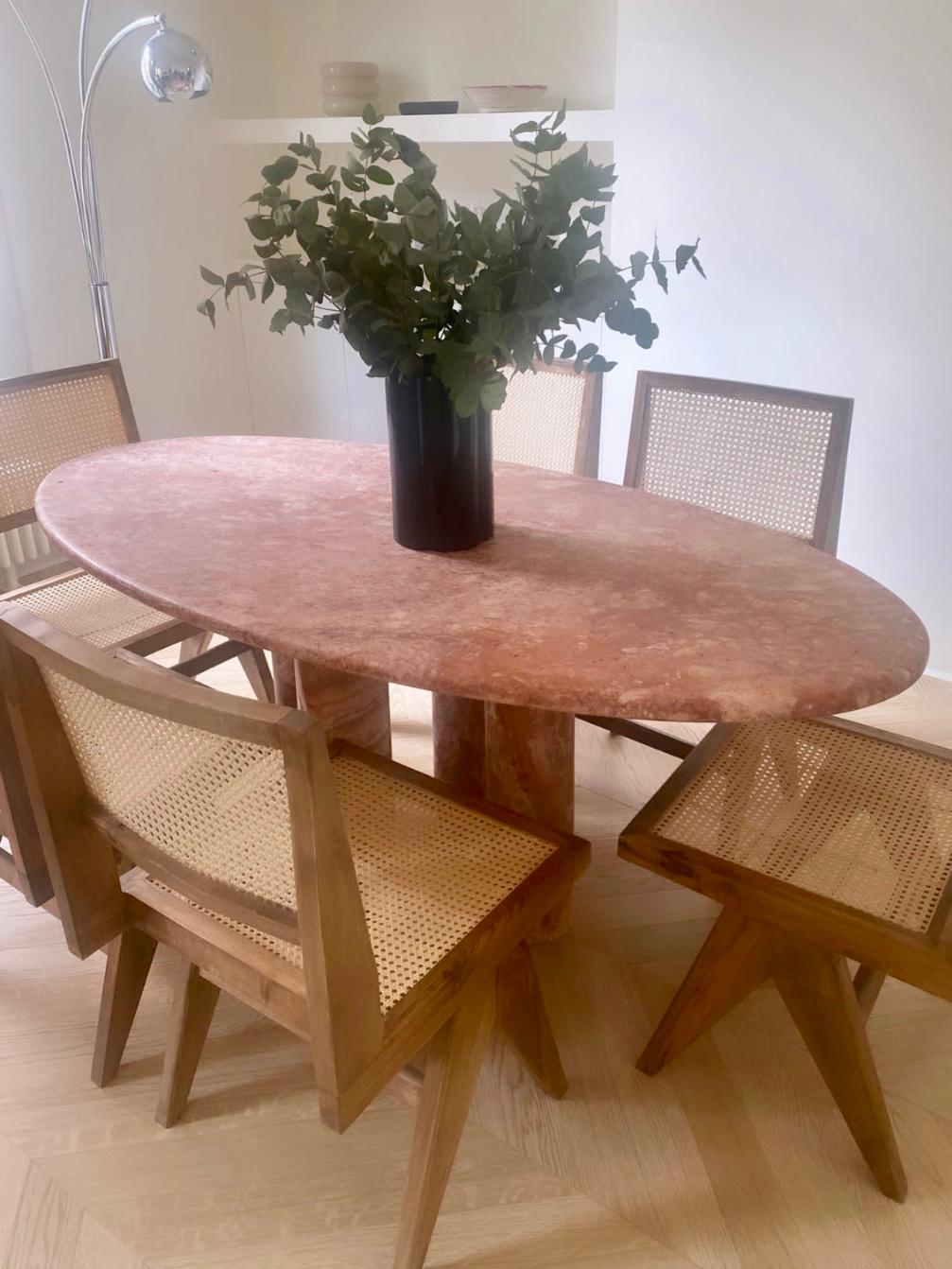 https://a.1stdibscdn.com/oval-red-travertine-dining-table-with-column-legs-in-the-style-of-mario-bellini-for-sale-picture-6/f_80522/f_414106421748993138157/Mario_Bellini_style_red_travertine_oval_dining_table_master.jpg