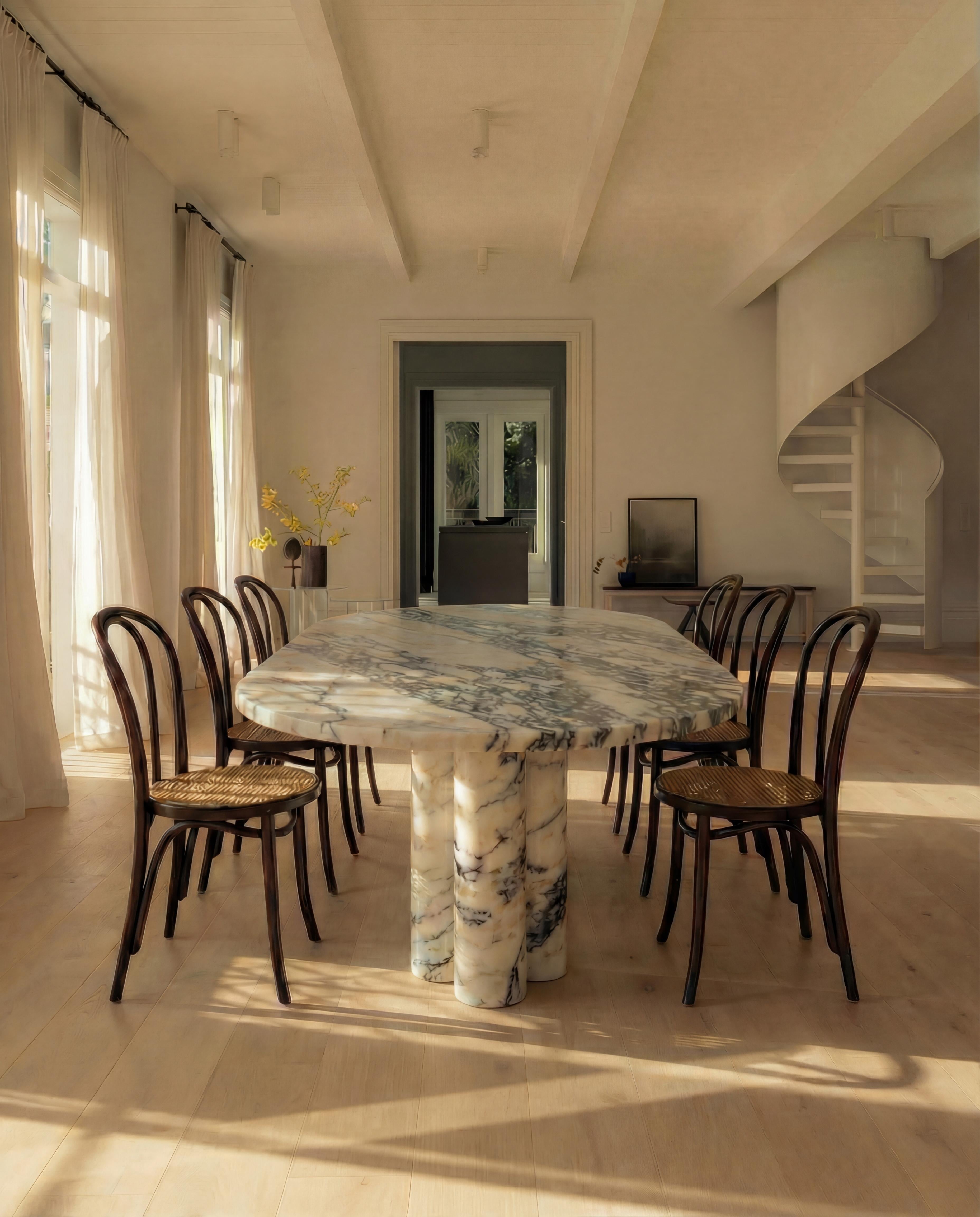 https://a.1stdibscdn.com/viola-veined-violet-oval-bullet-dining-table-in-the-style-of-1970-mario-bellini-for-sale-picture-2/f_80522/f_491469221773079126379/Mario_Oval_Double_Legs_master.jpg