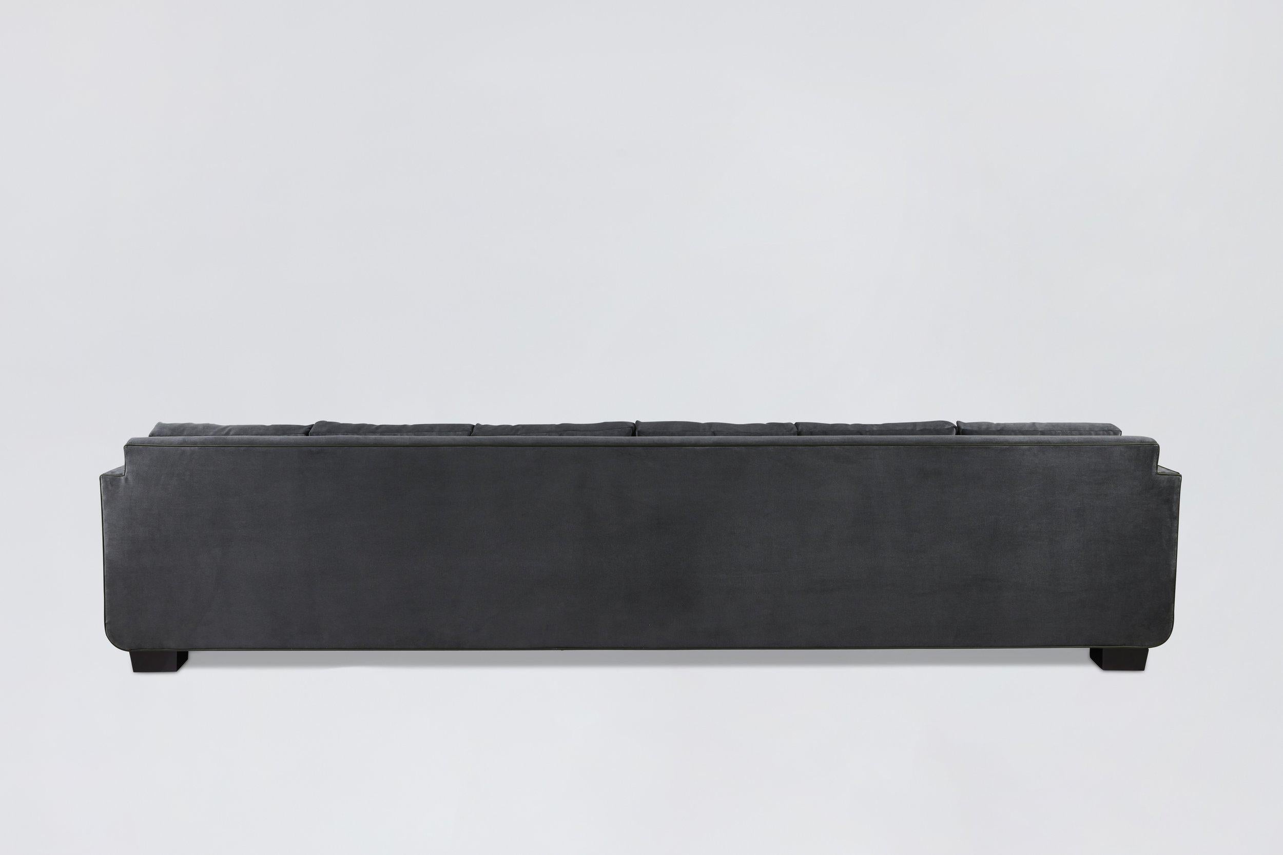 https://a.1stdibscdn.com/modern-streamlined-sofa-with-curved-base-detail-by-martin-brockett-10ft-long-for-sale-picture-8/f_50711/f_277156521701467862511/Martin_and_Brockett_July_26th_2023_053_master.jpg