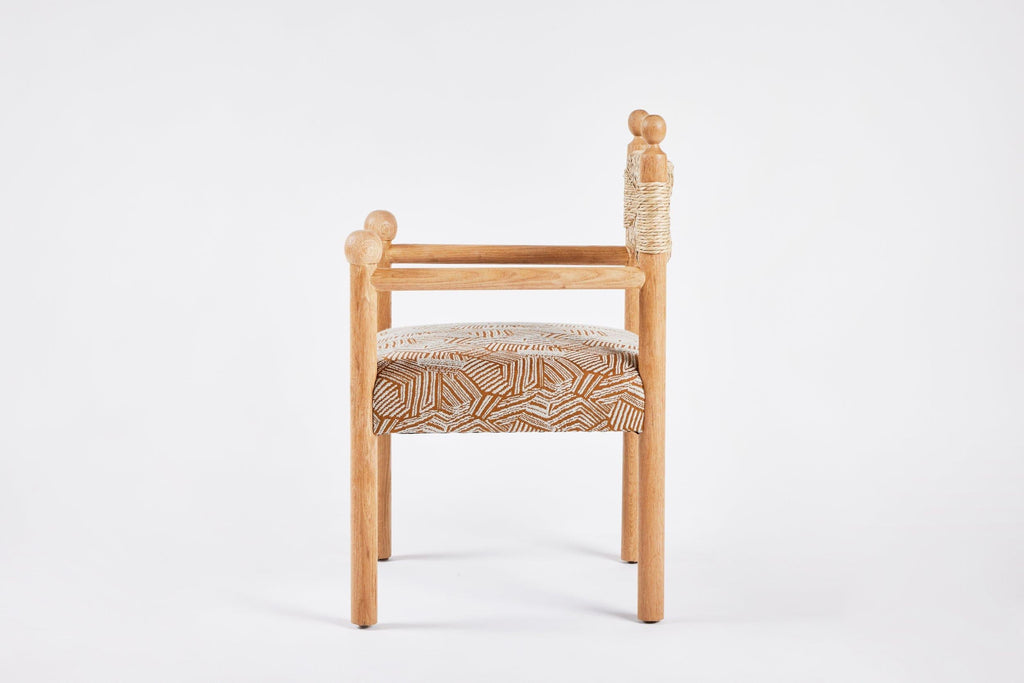 https://a.1stdibscdn.com/rustic-modern-dining-arm-chair-with-turned-finials-upholstered-seat-rush-back-for-sale-picture-3/f_50711/f_373984721701712066912/Martin_and_Brockett_June_2nd_2023_071_master.jpg