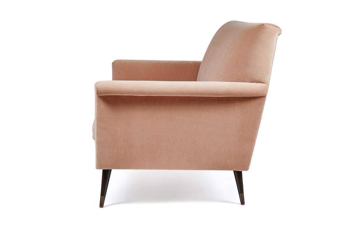 https://a.1stdibscdn.com/mid-century-modern-italian-style-loveseat-by-martin-and-brockett-for-sale-picture-3/f_50711/f_165698221571704643276/Martin_and_Brockett_Product_Sept_18th_2019_49_master.jpg