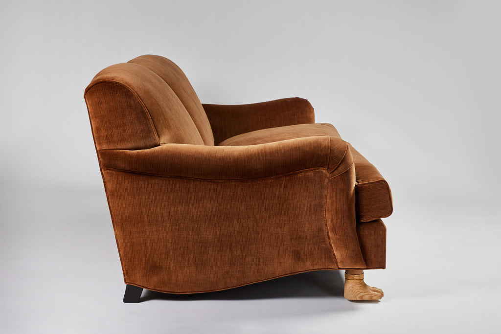 https://a.1stdibscdn.com/roll-arm-carl-sofa-with-tight-back-and-hand-carved-feet-by-martin-and-brockett-for-sale-picture-11/f_50711/f_411558821724283267909/Martin_and_Brockett_Sept_17th_2021_003_master.jpg