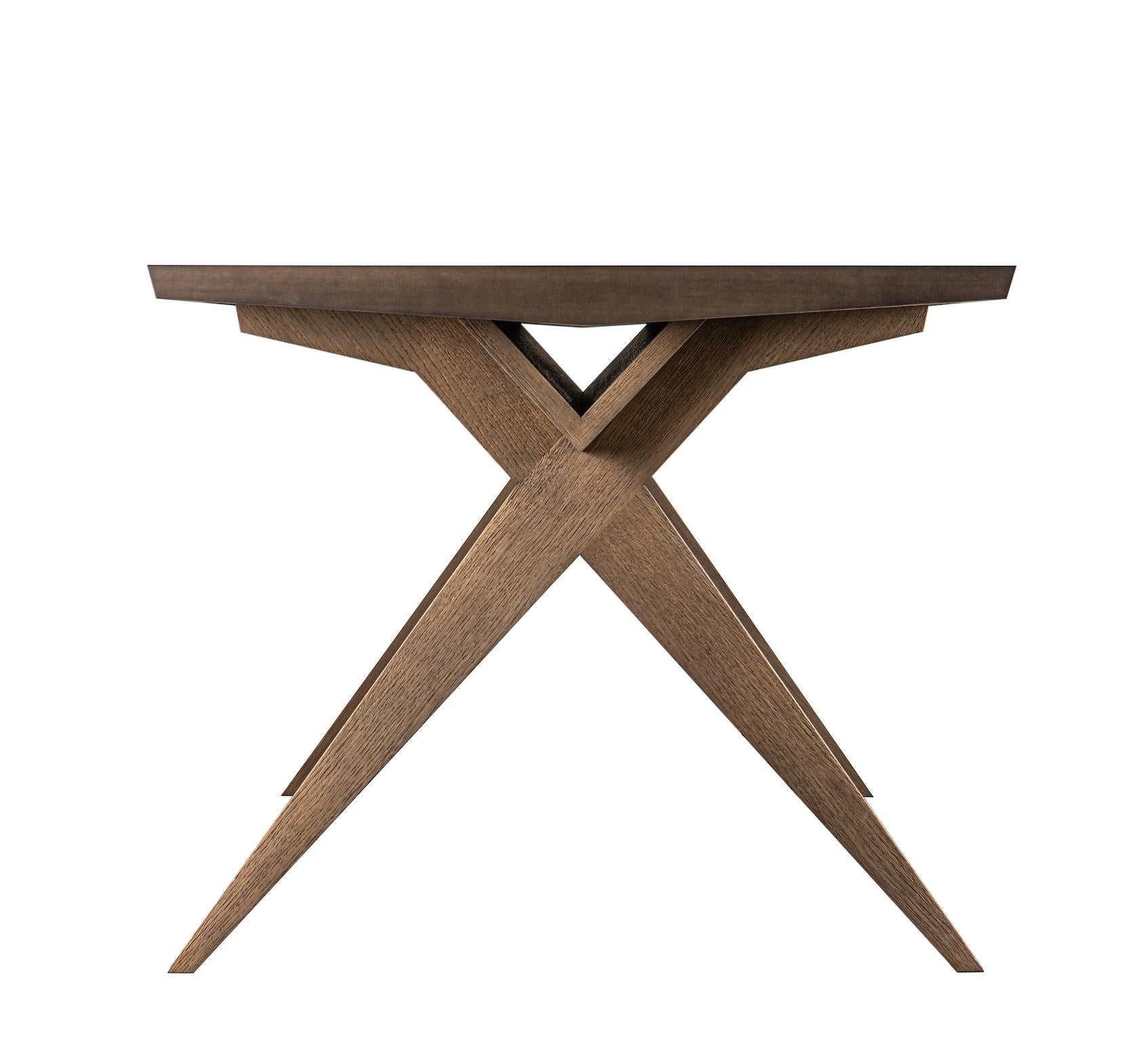 https://a.1stdibscdn.com/maxime-old-apparat-dining-table-in-satine-sycamore-and-brushed-oak-for-sale-picture-2/f_52202/f_191740121590162697776/Maxime_Old_Table_Apparat_sycomore_de_toure_e_profil_master.jpg