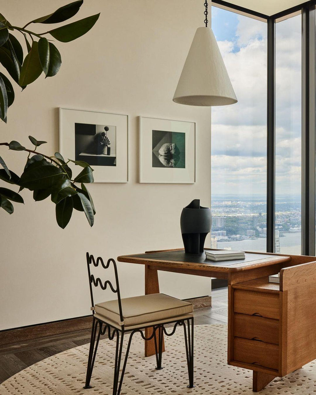 https://a.1stdibscdn.com/pair-of-chic-meandre-side-chairs-by-design-freres-for-sale-picture-12/f_8184/f_307549421704060634615/Meandre_back_master.jpg