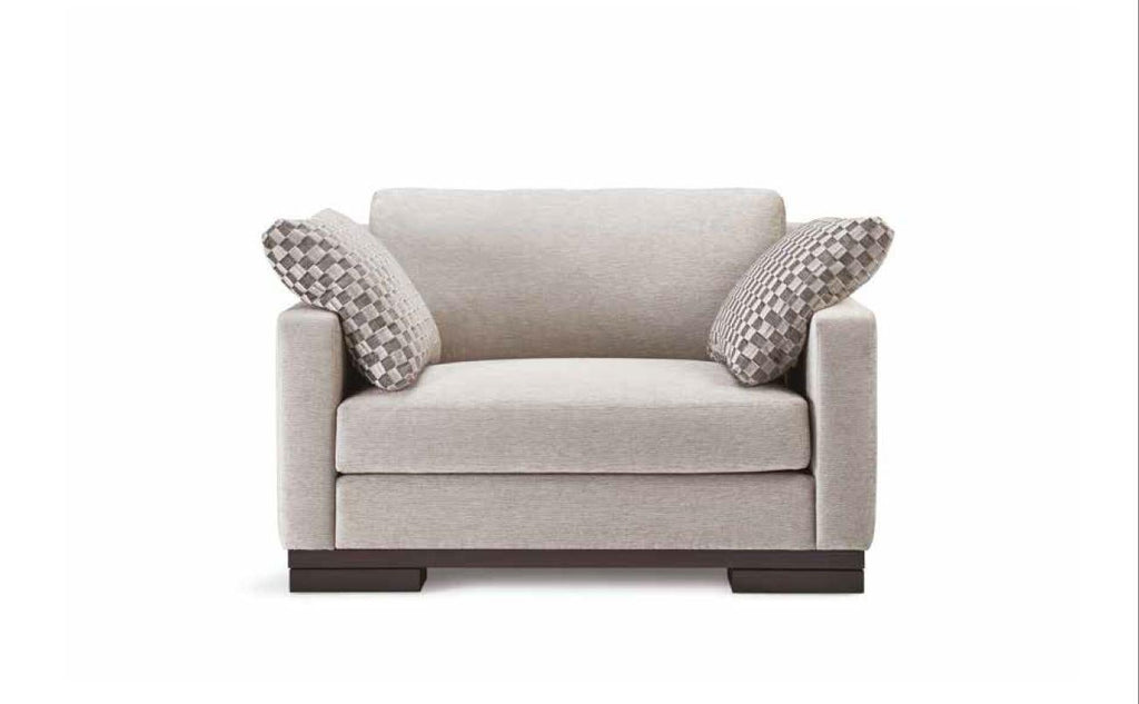 https://a.1stdibscdn.com/megeve-sofa-for-sale-picture-2/f_45022/f_439075821741249659772/Megeve_Sofa_4_6_03_25_master.JPG