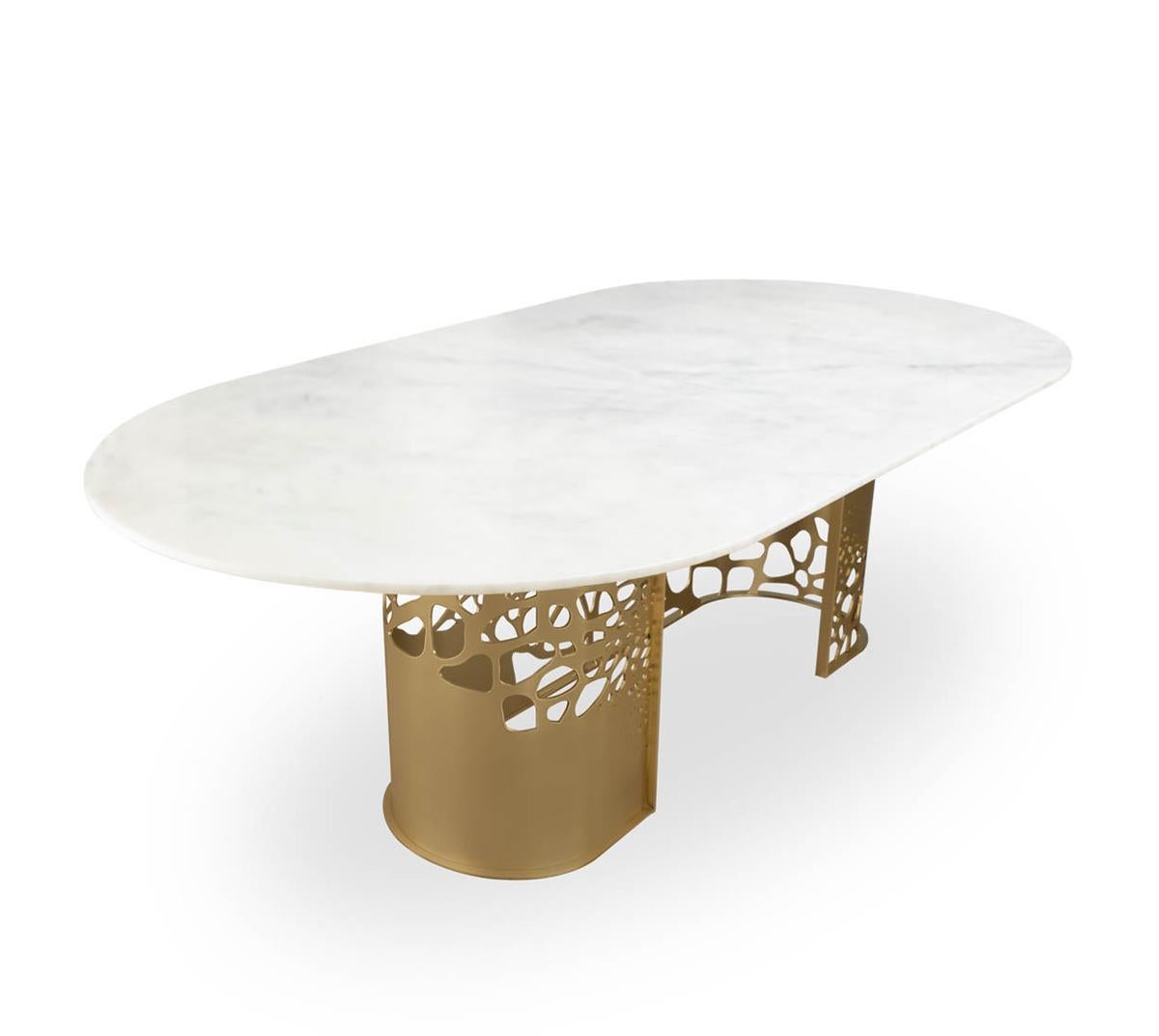 https://a.1stdibscdn.com/lavish-calacatta-marble-dining-table-by-memoir-essence-for-sale-picture-3/f_12192/f_382665821707148102194/Memoir_Lavish_Dining_Table_6_master.jpg