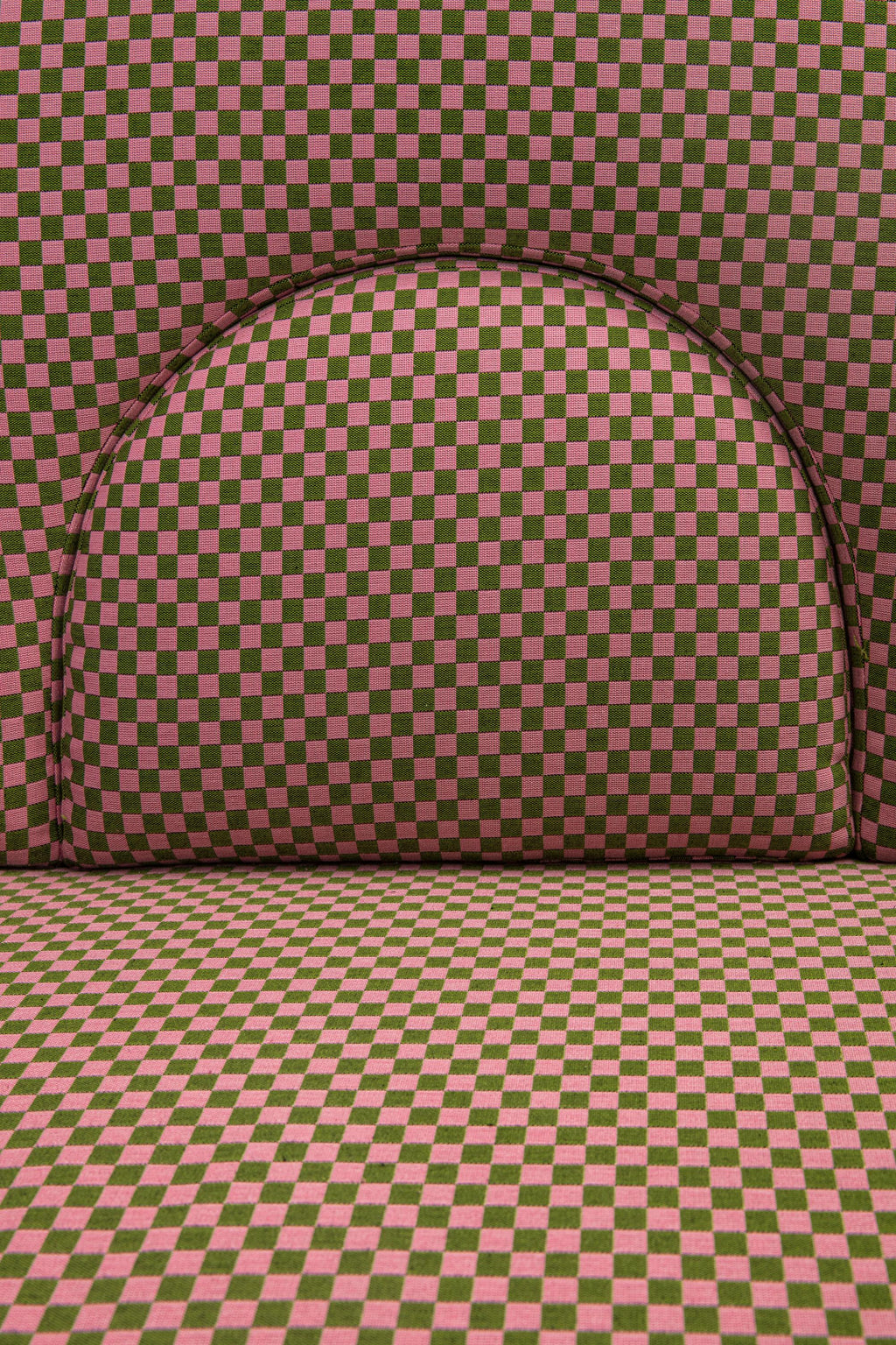 https://a.1stdibscdn.com/n-gene-armchair-with-green-checker-fabric-and-purple-leather-for-sale-picture-12/f_36601/f_216812521607120036714/MerveKahraman_NgeneArmchair_Checked_11_master.jpg