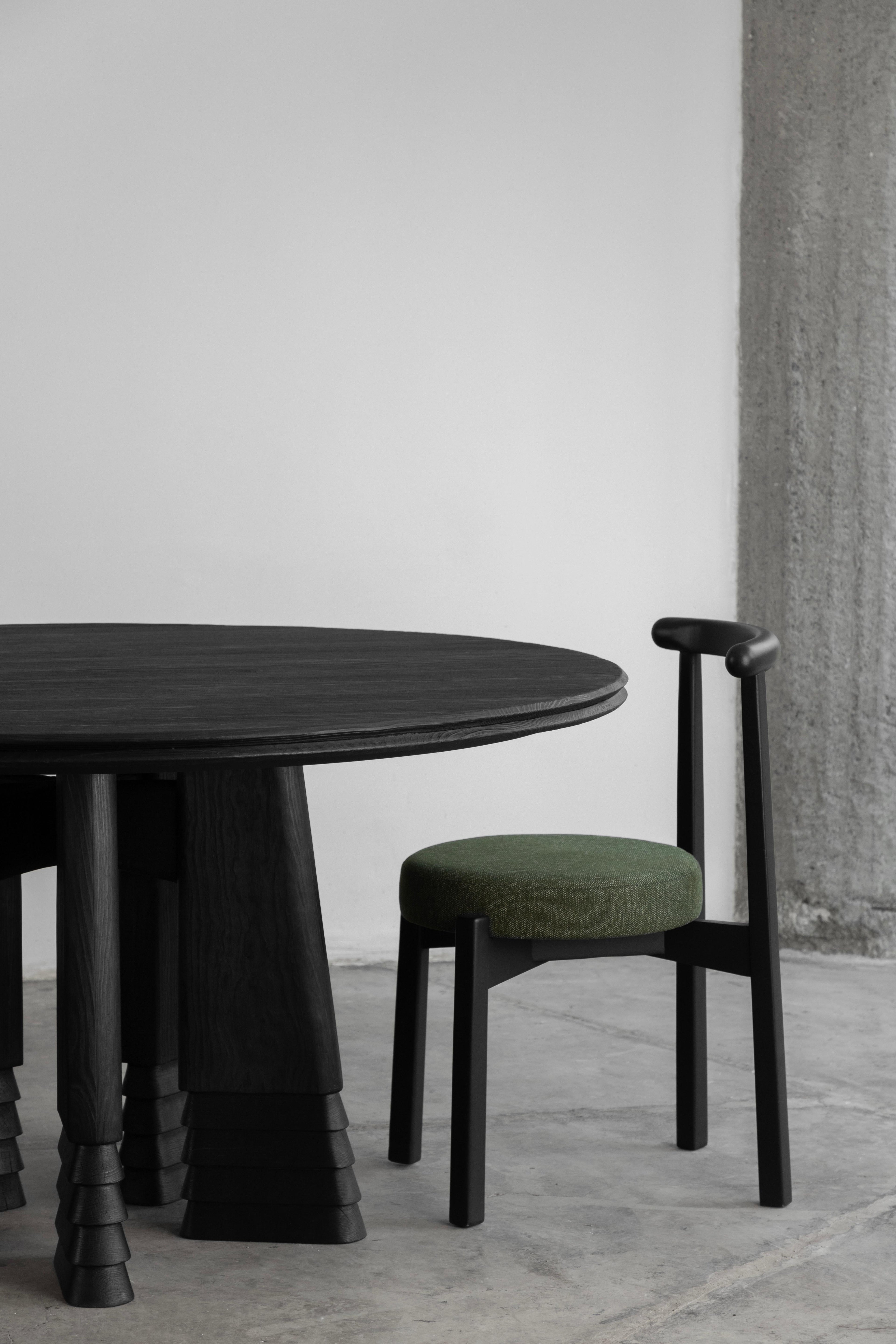 https://a.1stdibscdn.com/customizable-modern-dining-table-reforma-solid-wood-180-cm-for-sale-picture-4/f_38111/f_401424621718154449258/MesaReforma_12_master.jpg
