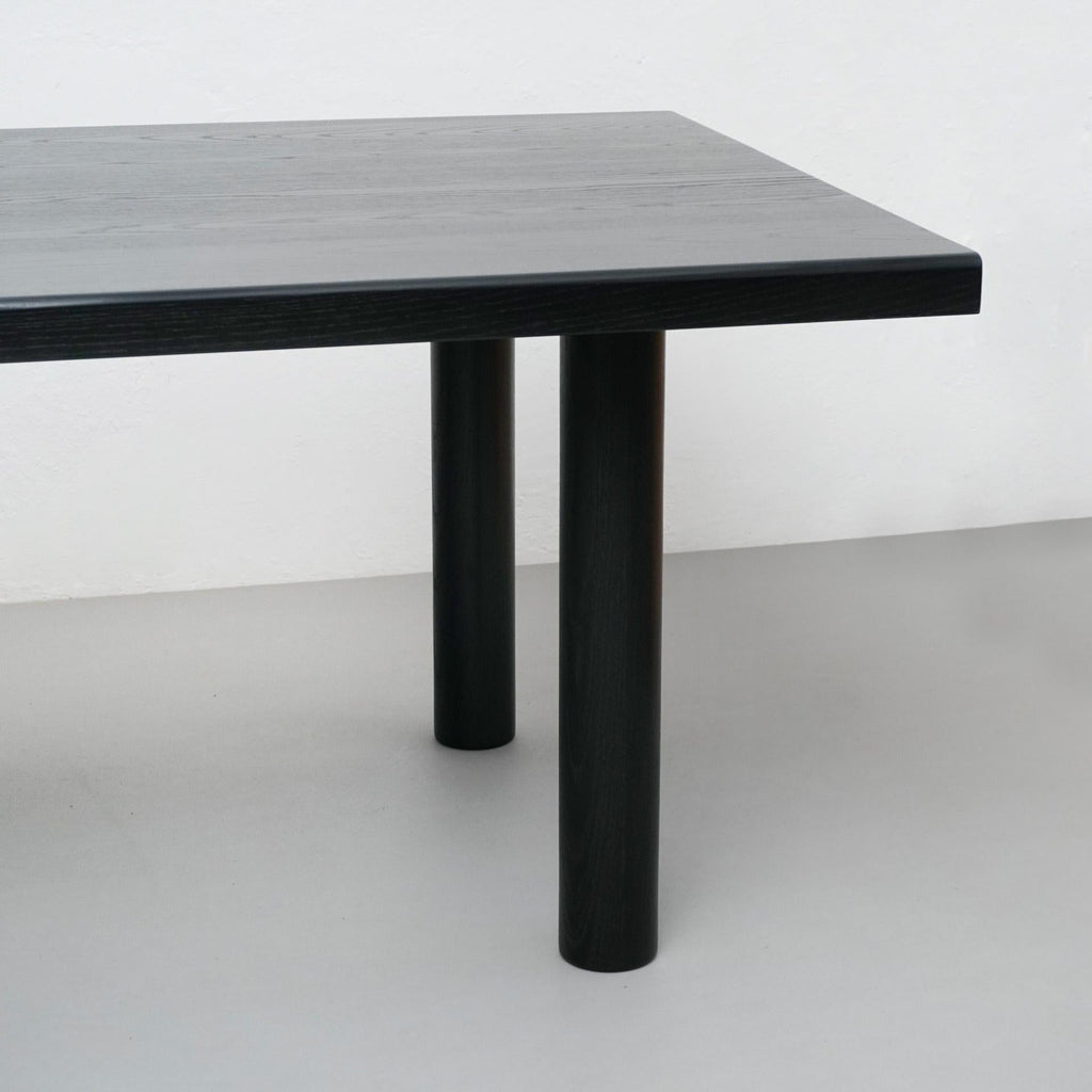 https://a.1stdibscdn.com/dada-est-contemporary-solid-ash-wood-black-lacquered-dining-table-for-sale-picture-9/f_14272/f_413402021725532489232/Mesa_Roble_EST_DADA_Dada_Studios_9_master.jpeg