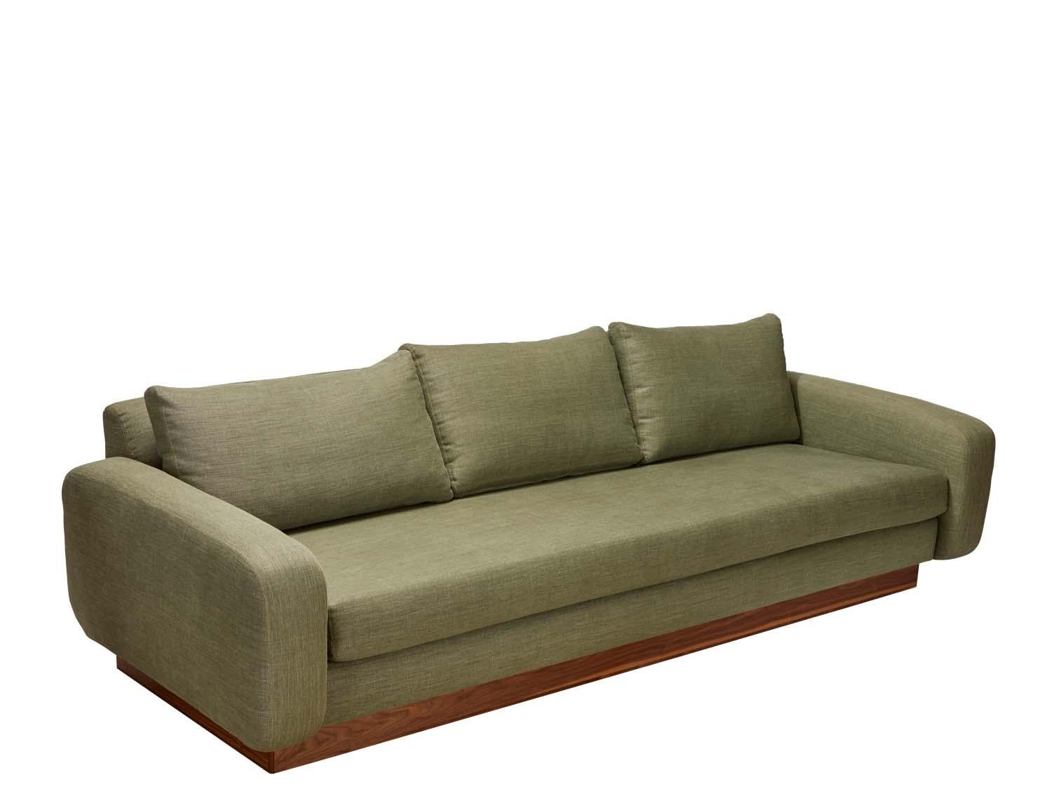 https://a.1stdibscdn.com/mesa-sofa-by-lawson-fenning-for-sale-picture-3/f_8060/f_398790021716590113757/Mesa_Sofa_Natural_Walnut_GRD_A_Belgian_Linen_Matcha_3_master.jpg