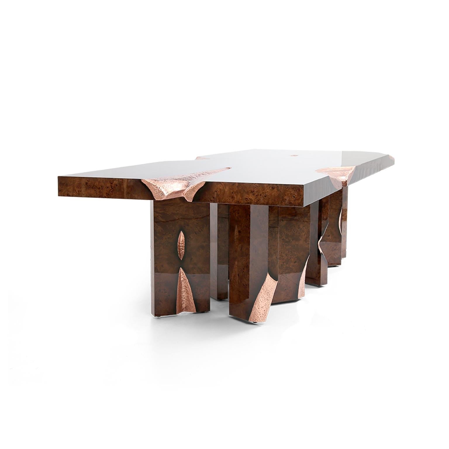 https://a.1stdibscdn.com/exclusive-dining-table-with-poplar-roots-hand-hammered-copper-inlays-for-sale-picture-2/f_55202/f_216558921606997021100/Milan_side_2_master.jpg