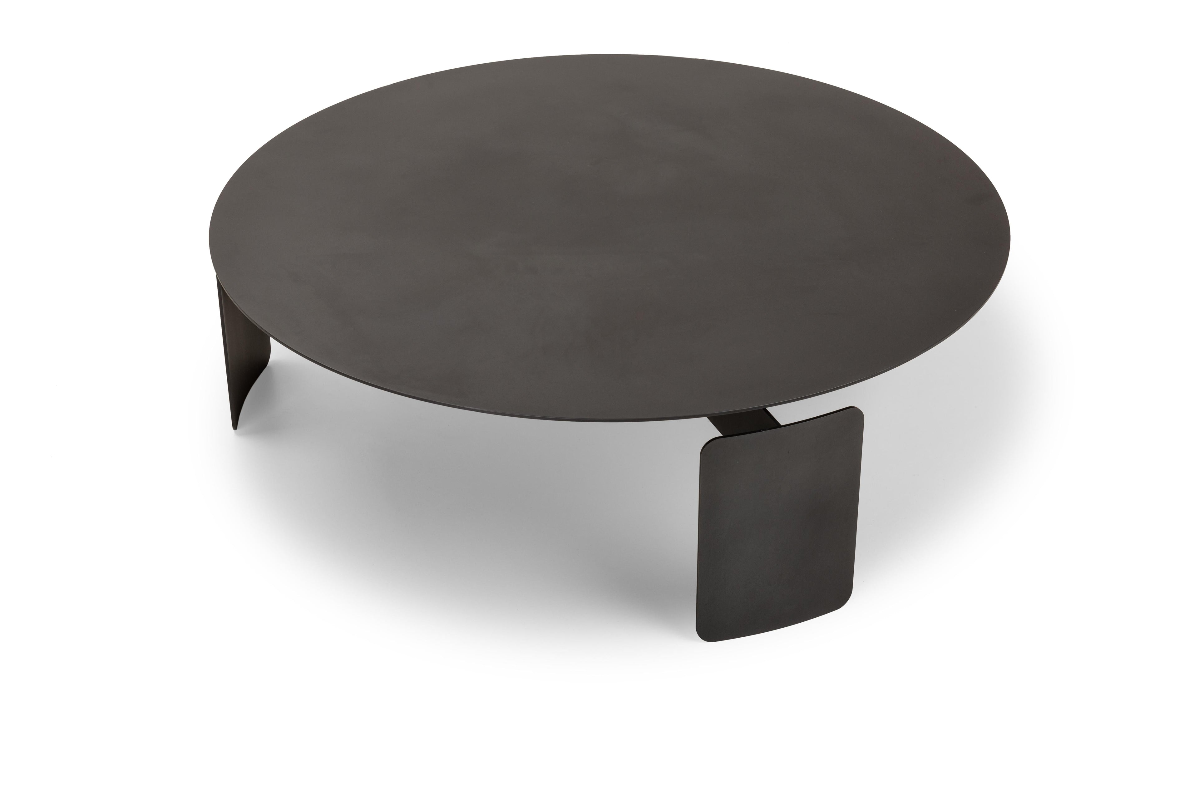 https://a.1stdibscdn.com/shirudo-iron-coffee-table-by-mingardo-for-sale-picture-3/f_12192/f_375505221702490918234/Mingardo_Honkanen_Shirudo12_master.jpg