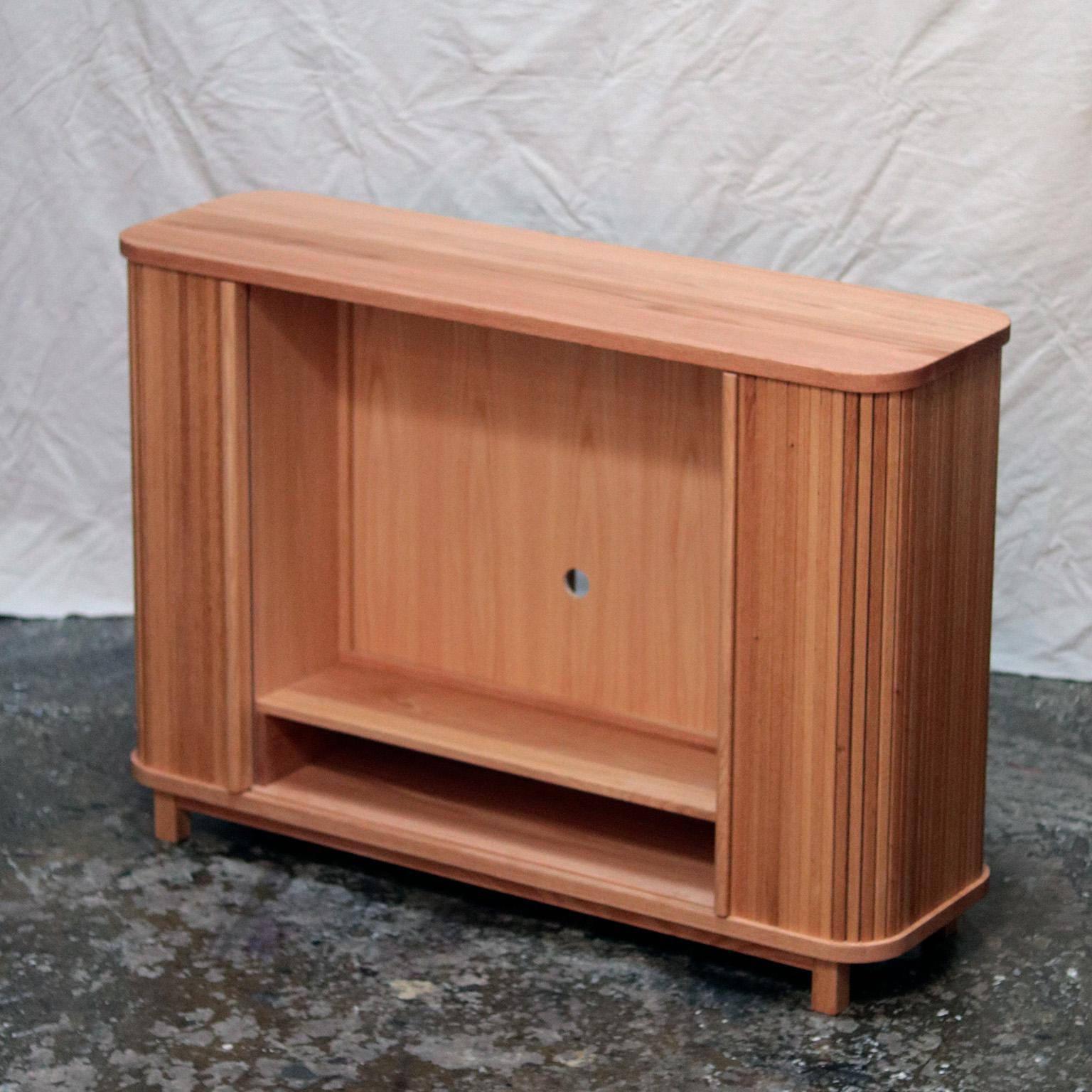 https://a.1stdibscdn.com/mistry-tambour-door-cabinet-in-natural-oak-for-sale-picture-2/f_48391/f_413522221725580392067/Mistry_open_doors_3_master.jpg
