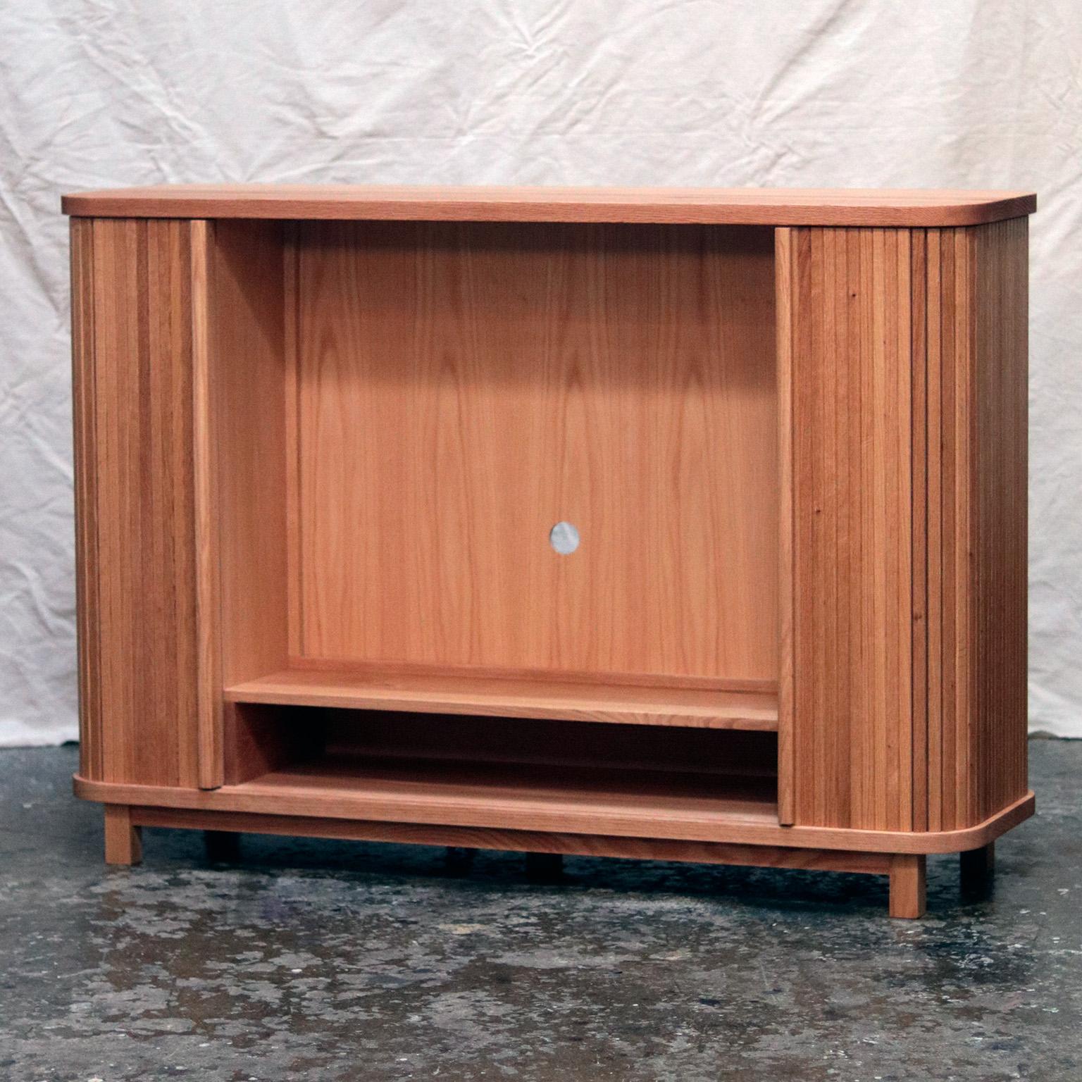 https://a.1stdibscdn.com/mistry-tambour-door-cabinet-in-natural-oak-for-sale-picture-6/f_48391/f_413522221725580392020/Mistry_open_doors_master.jpg