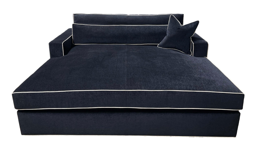 https://a.1stdibscdn.com/model-one-daybed-for-sale-picture-3/f_78732/f_319805821672347294357/Model_One_DayBed_2023_main_2_master.jpg
