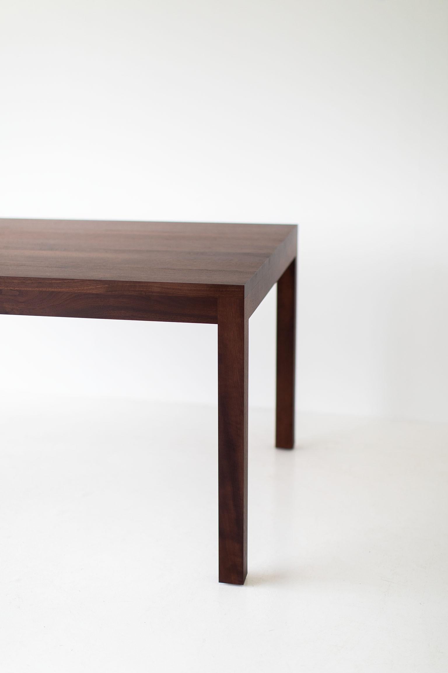 https://a.1stdibscdn.com/modern-dining-table-with-extension-for-sale-picture-2/f_9720/1611170239002/Modern_Dining_Table_Extension_02_master.jpg