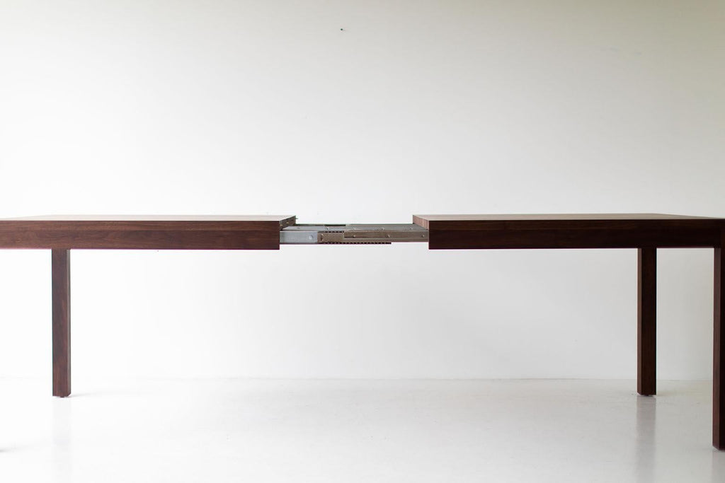 https://a.1stdibscdn.com/modern-dining-table-with-extension-for-sale-picture-6/f_9720/1611170237769/Modern_Dining_Table_Extension_06_master.jpg
