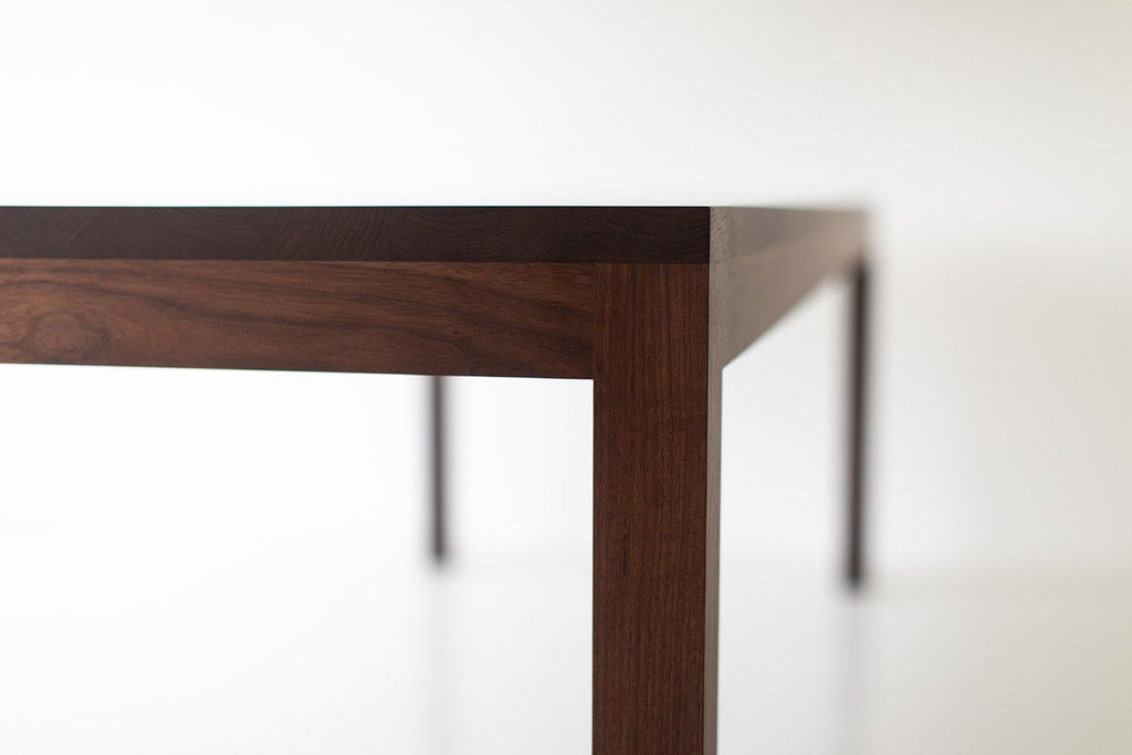 https://a.1stdibscdn.com/modern-dining-table-with-extension-for-sale-picture-8/f_9720/1611170233815/Modern_Dining_Table_Extension_08_master.jpg