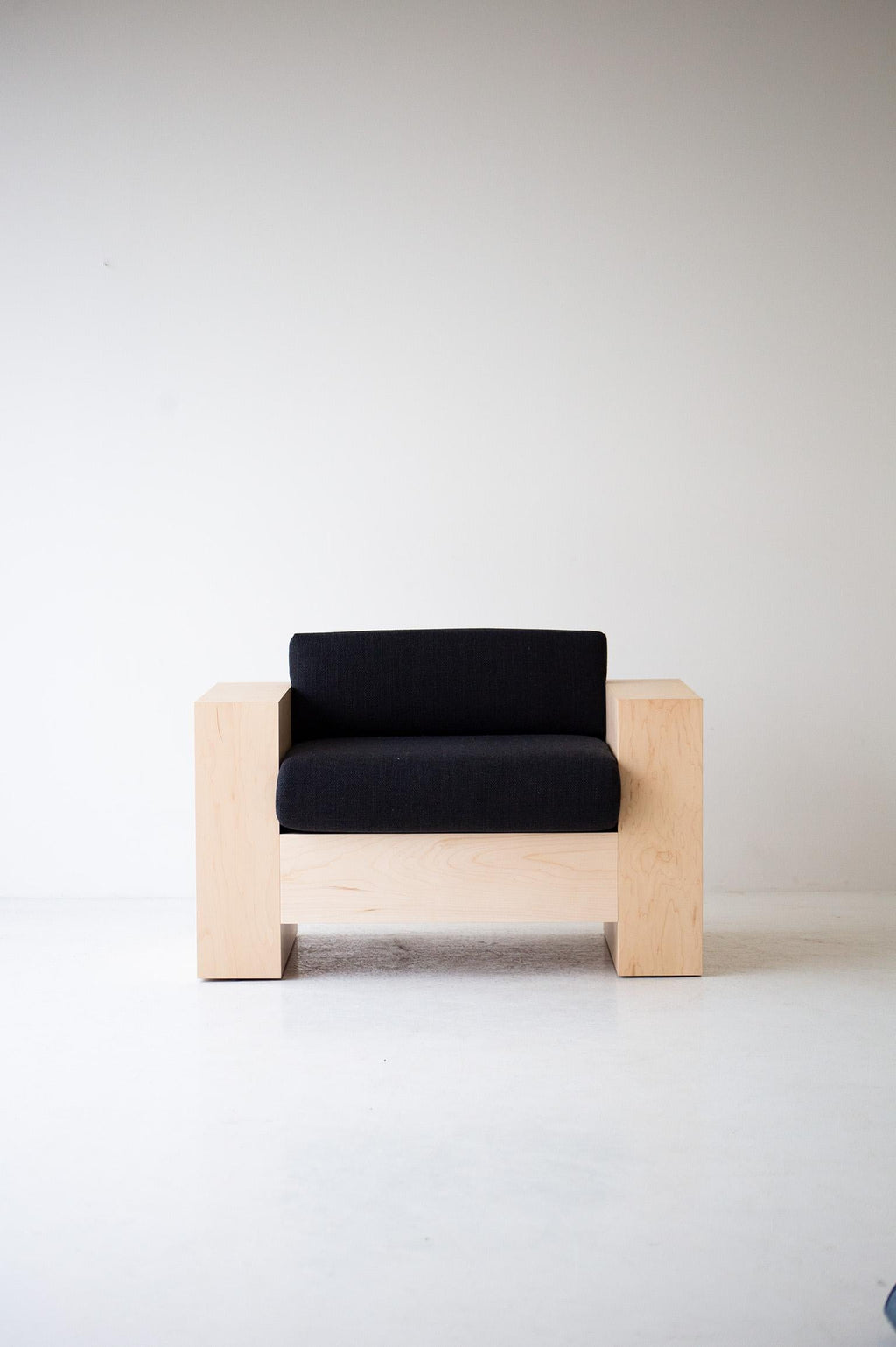 https://a.1stdibscdn.com/modern-mondo-lounge-chair-for-sale-picture-5/f_9720/f_282402121649963773447/Modern_Mondo_Lounge_Chair_05_master.jpg
