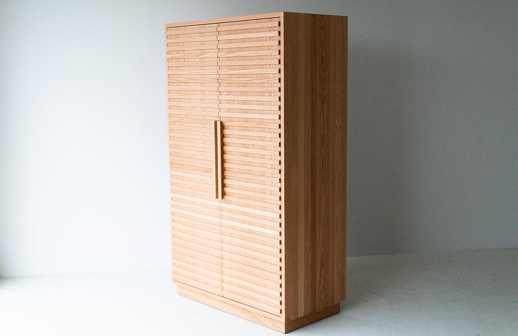 https://a.1stdibscdn.com/modern-oak-cabinet-cicely-collection-for-sale-picture-4/f_9720/f_267962721641495928192/Modern_Oak_Cabinet_Cicely_Collection_04_master.jpg