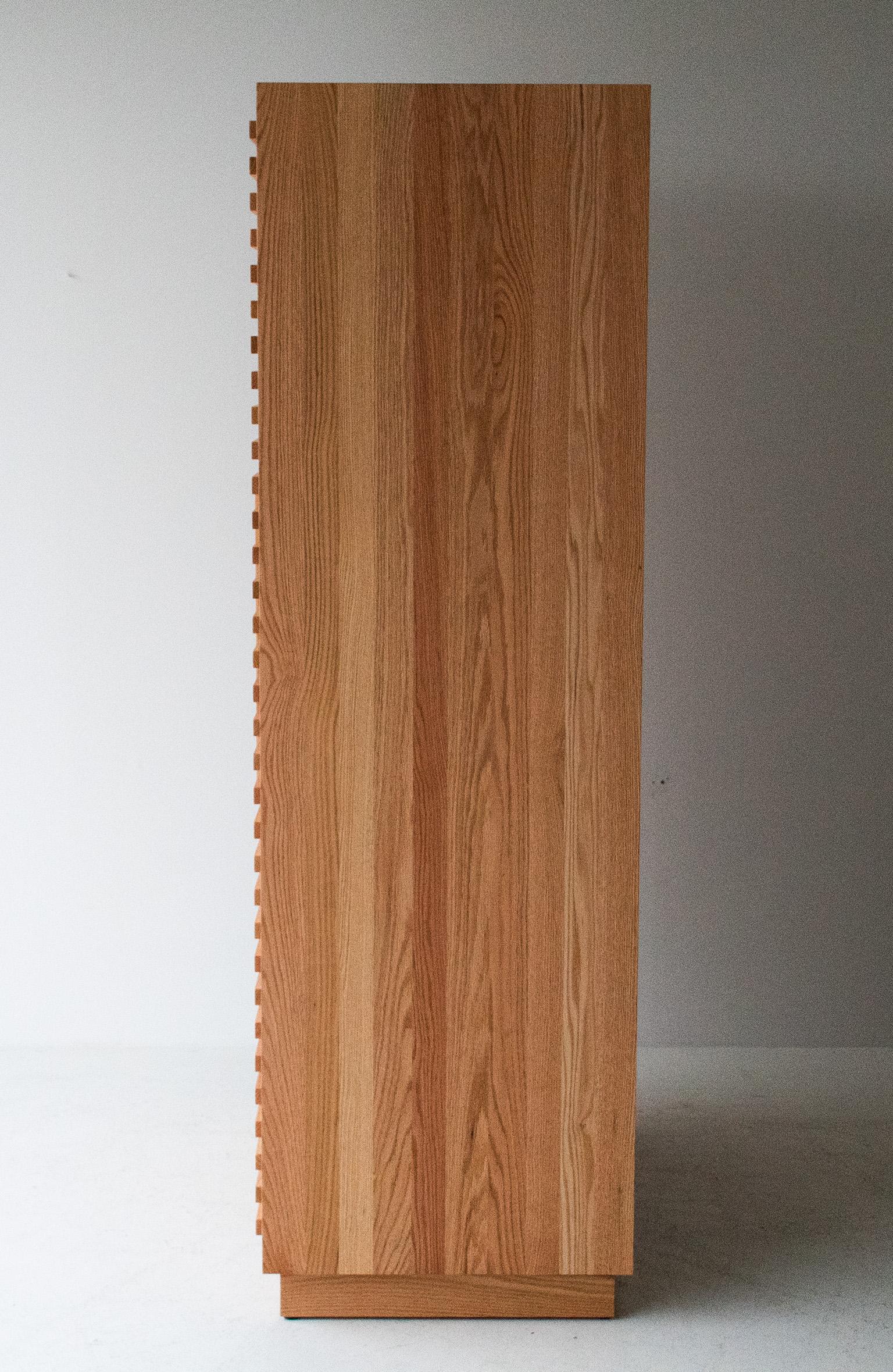 https://a.1stdibscdn.com/modern-oak-cabinet-cicely-collection-for-sale-picture-6/f_9720/f_267962721641495930903/Modern_Oak_Cabinet_Cicely_Collection_06_master.jpg