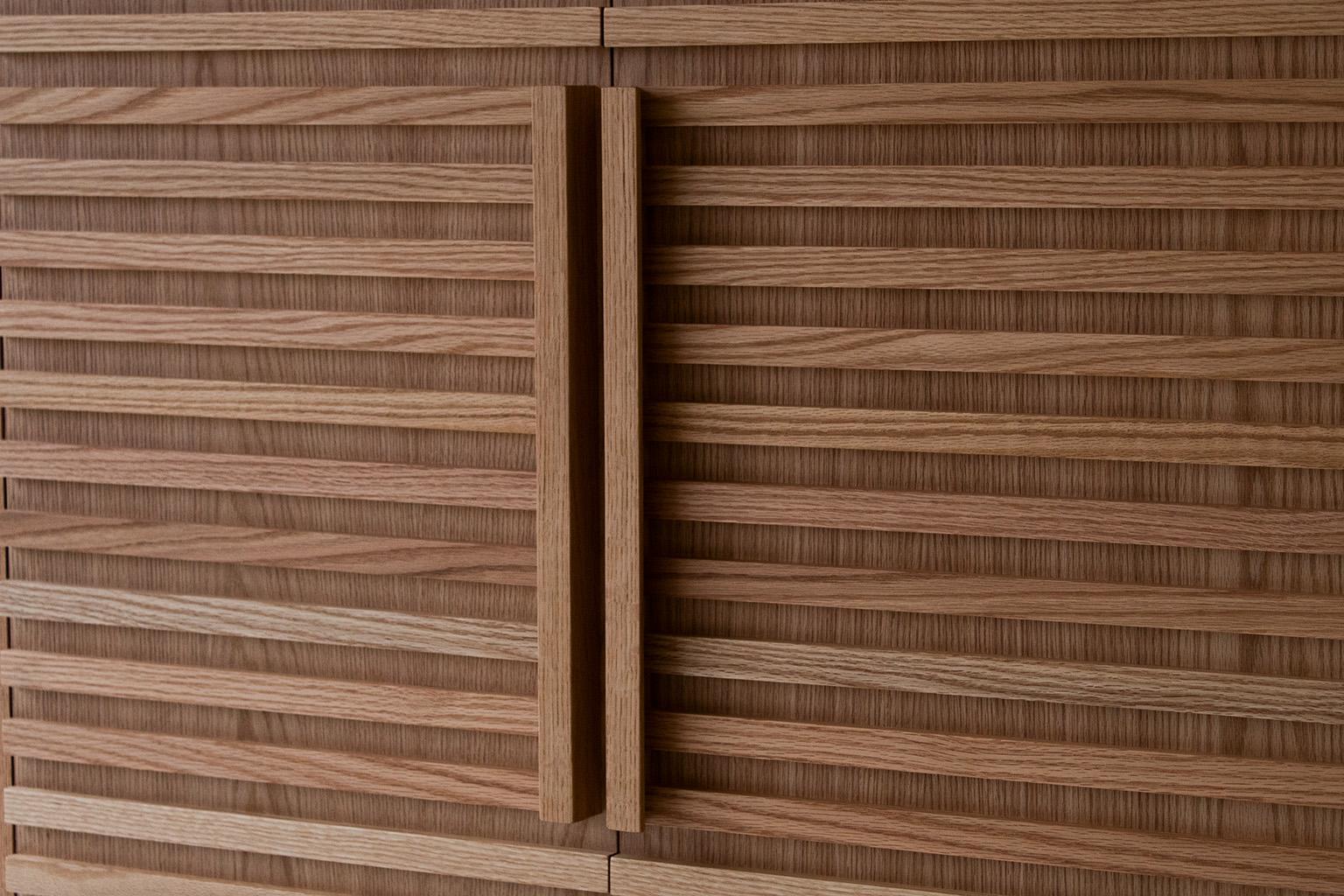 https://a.1stdibscdn.com/modern-oak-cabinet-cicely-collection-for-sale-picture-8/f_9720/f_267962721641495930521/Modern_Oak_Cabinet_Cicely_Collection_08_master.jpg