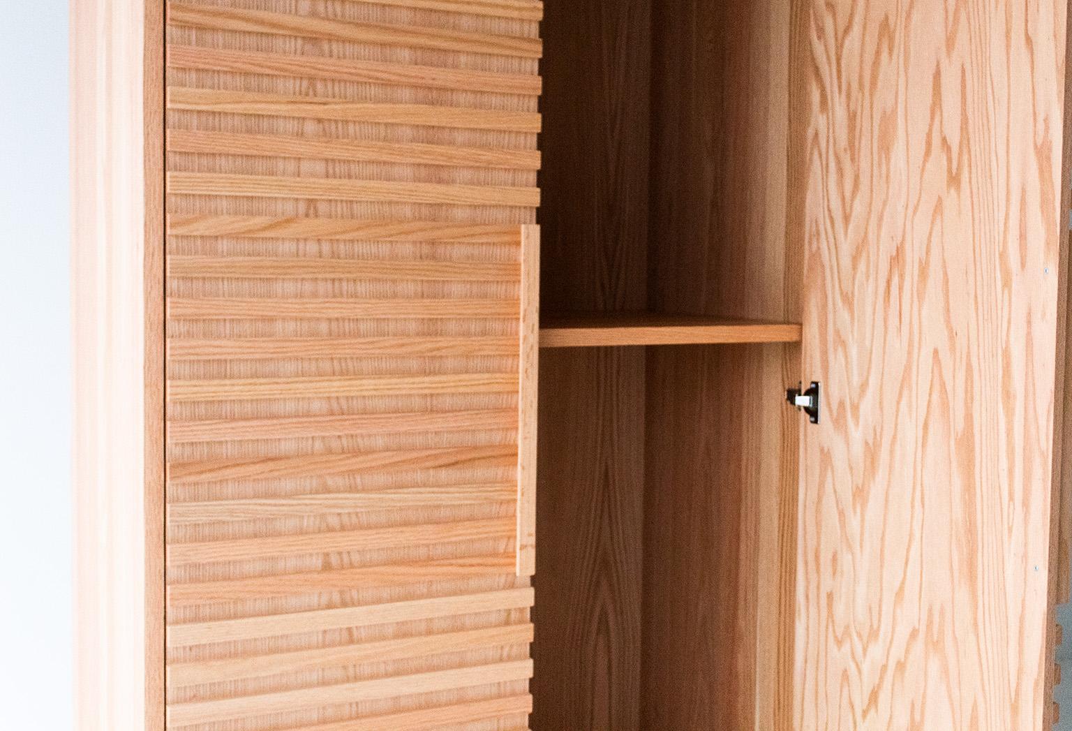 https://a.1stdibscdn.com/modern-oak-cabinet-cicely-collection-for-sale-picture-13/f_9720/f_267962721641495931682/Modern_Oak_Cabinet_Cicely_Collection_13_master.jpg