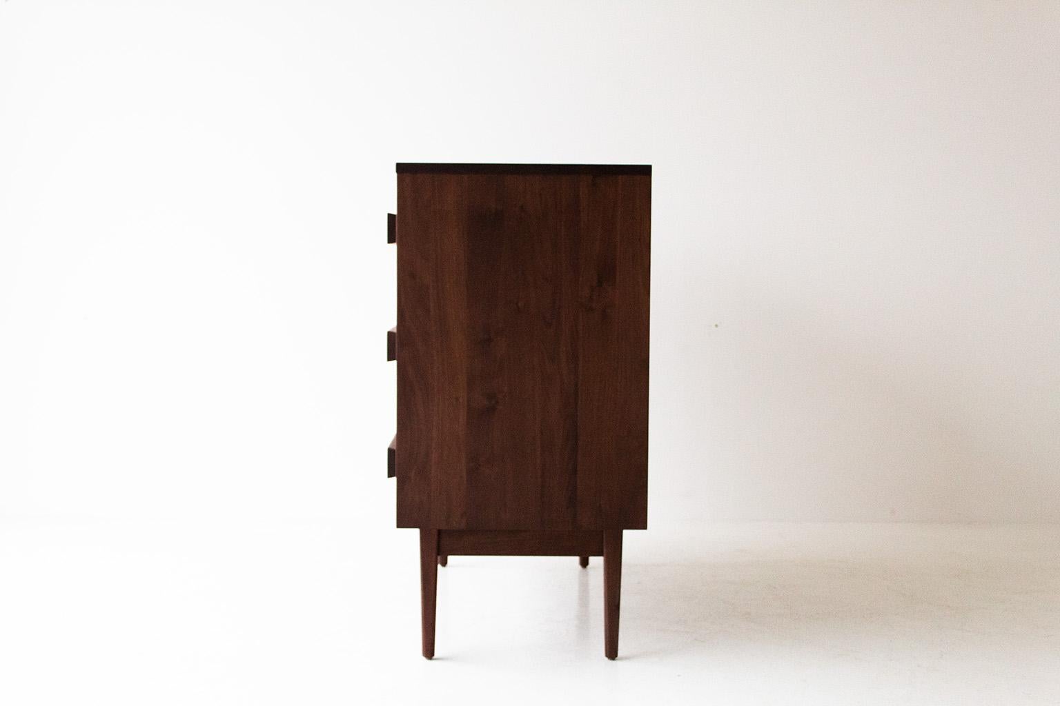 https://a.1stdibscdn.com/modern-walnut-3-drawer-dresser-for-sale-picture-4/f_9720/f_275023721645631272285/Modern_Walnut_3_Drawer_Dresser_04_master.jpg