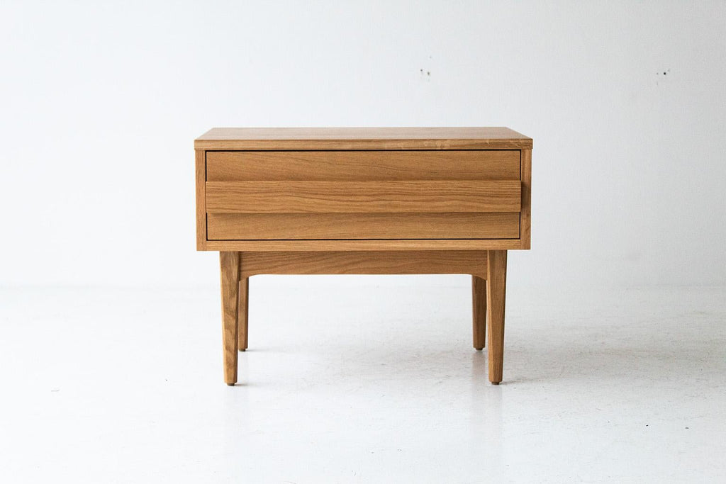 https://a.1stdibscdn.com/modern-white-oak-nightstands-for-sale-picture-7/f_9720/f_267969121641498212493/Modern_White_Oak_Nightstands_07_master.jpg